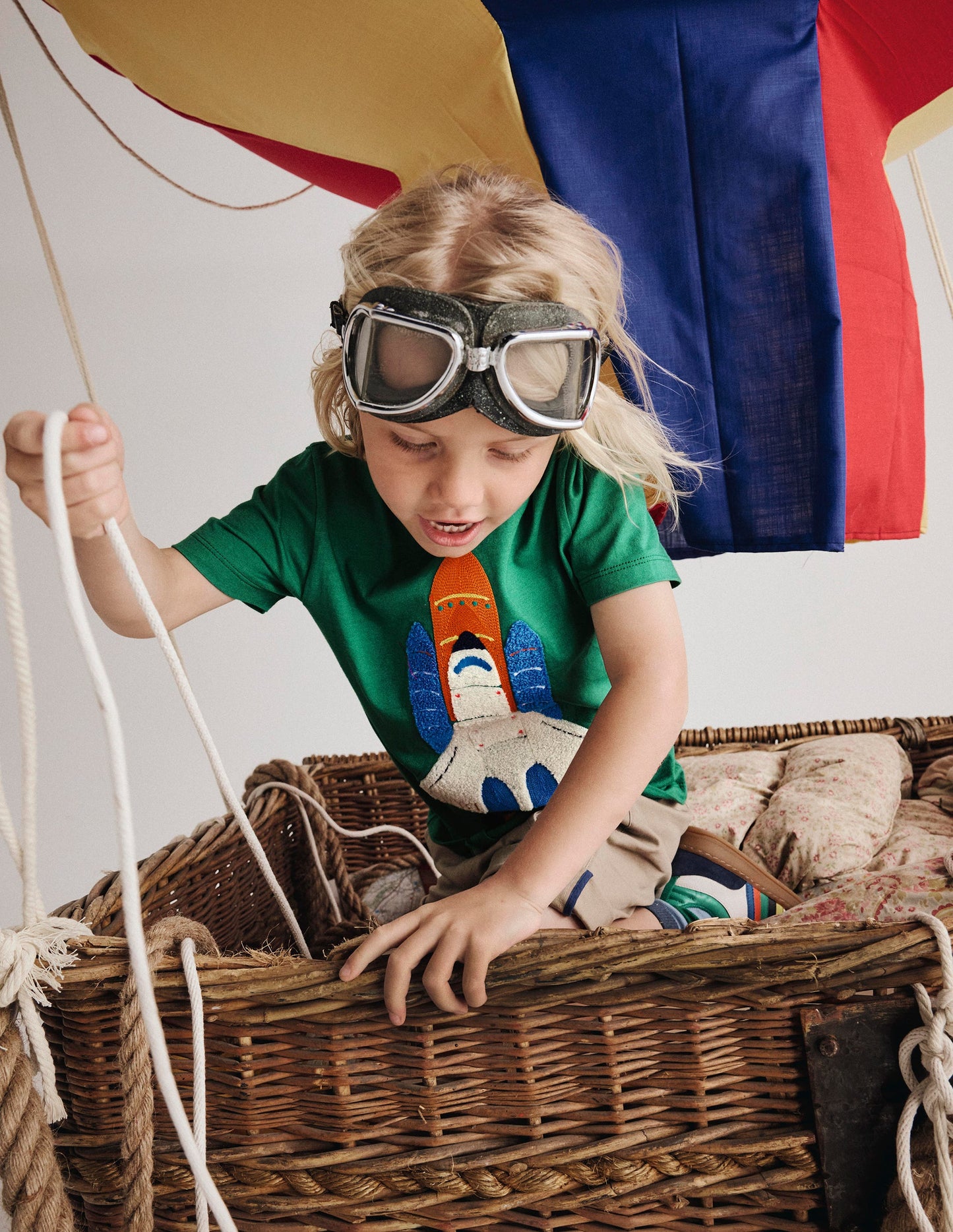 Short Sleeve Bouclé T-shirt-Shady Green Rocket
