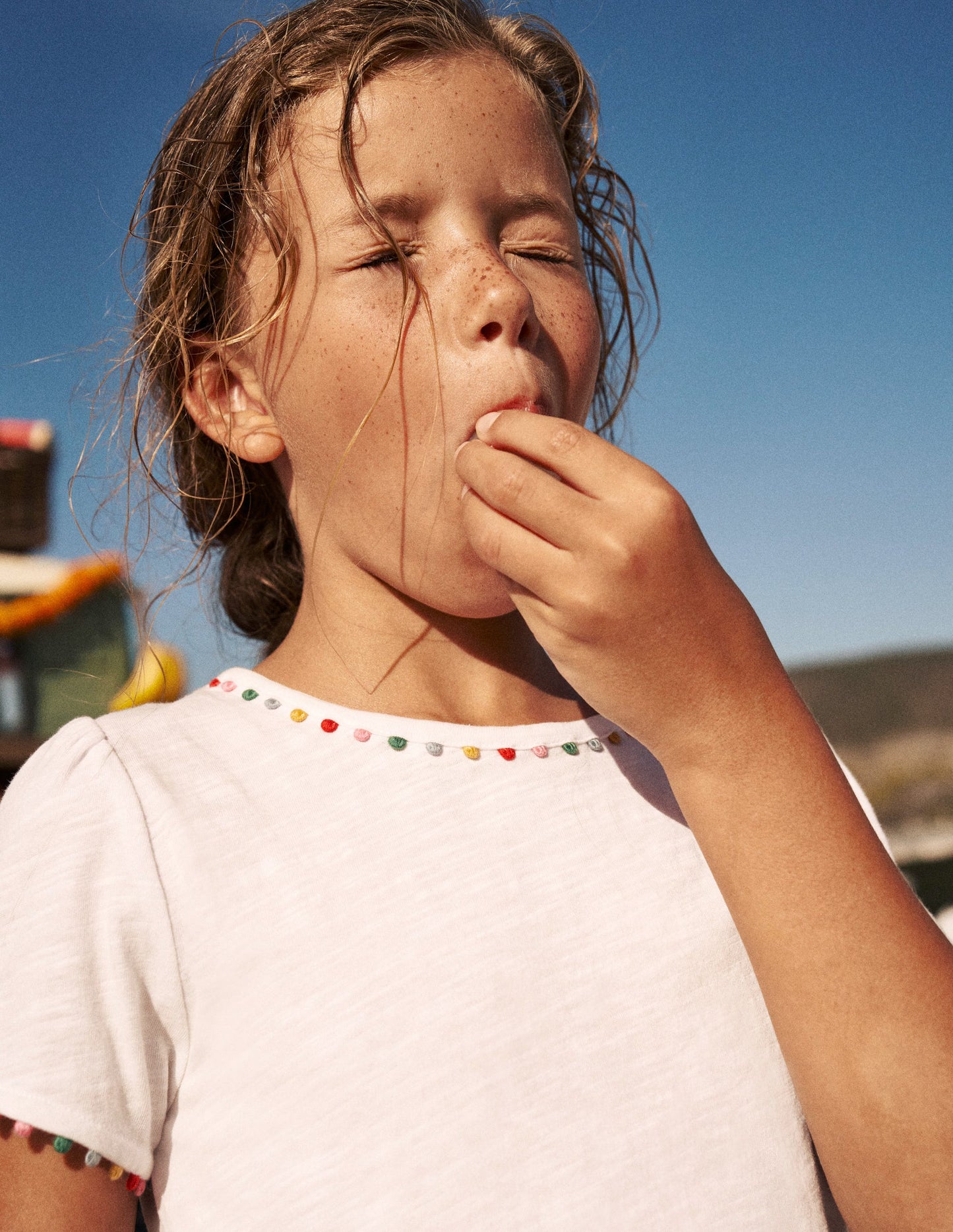 Ali Puff Sleeve Pom T-Shirt-White