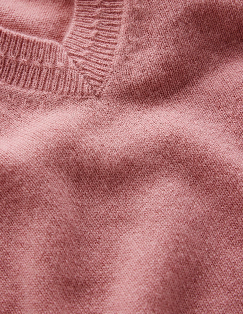 Eva Cashmere V-neck Jumper-Camelia Pink