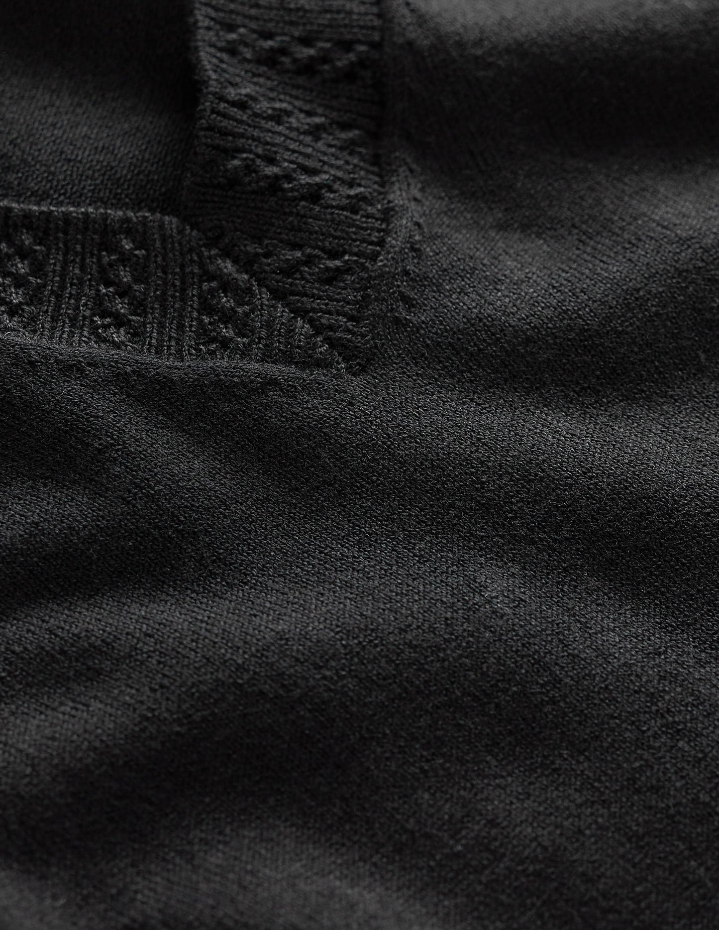 Emilia Cotton V-Neck Jumper-Black