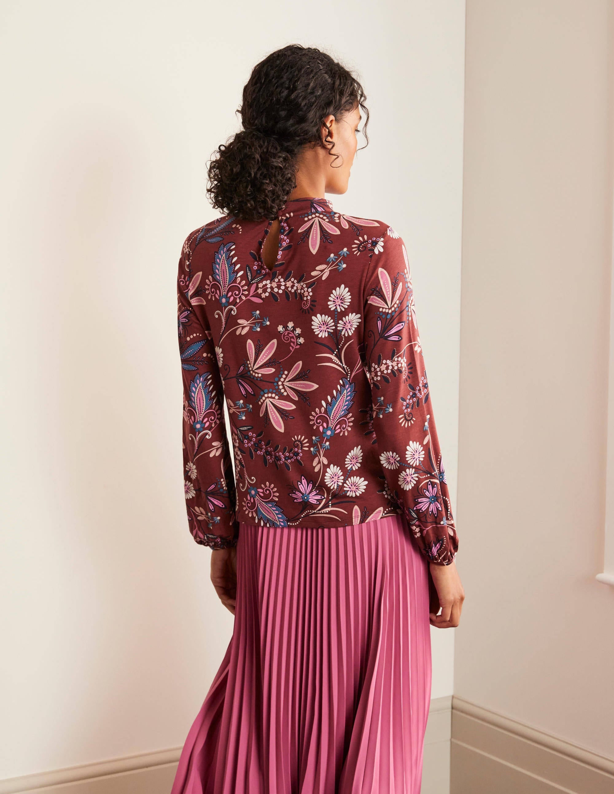 Natasha Jersey Top-Maroon, Heritage Bloom - Image 4