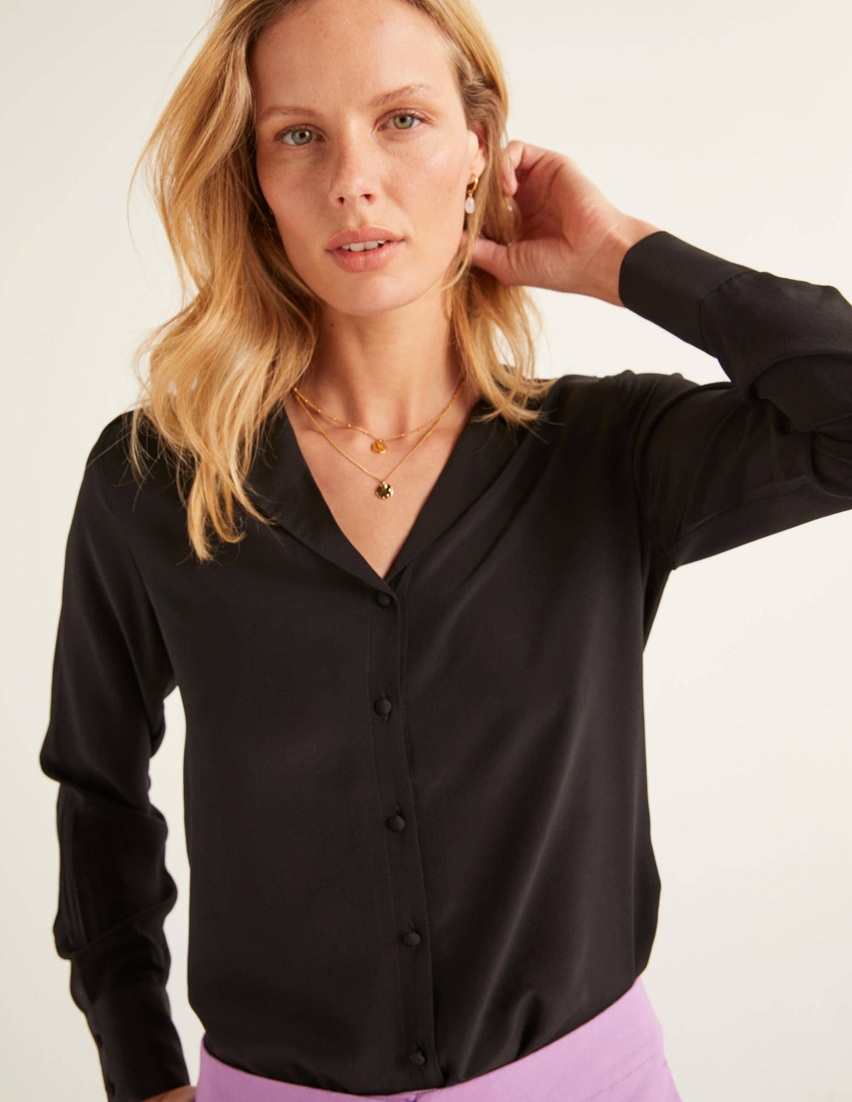 Tabitha Silk Shirt-Black - Image 4
