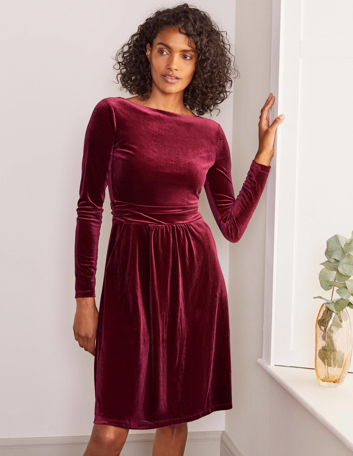 Abigail Velvet Dress-Ruby Ring - Image 2