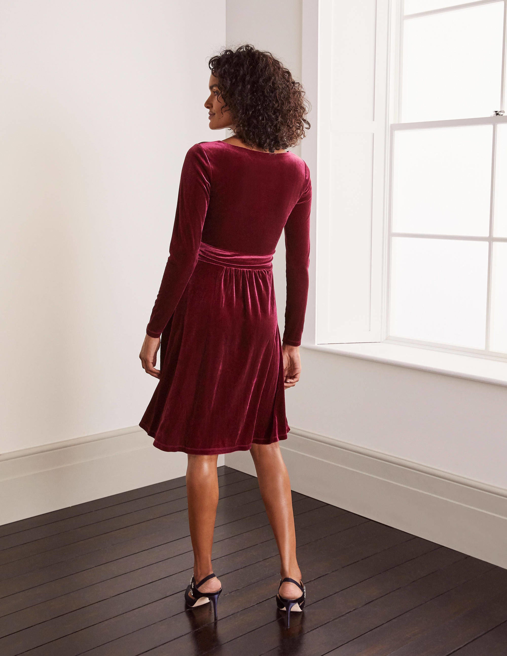 Abigail Velvet Dress-Ruby Ring - Image 3
