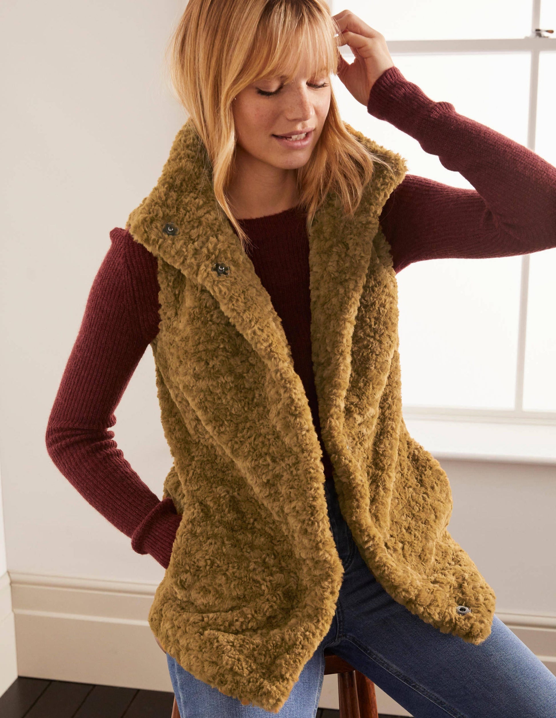 Haddon Faux Fur Gilet-Camel-4