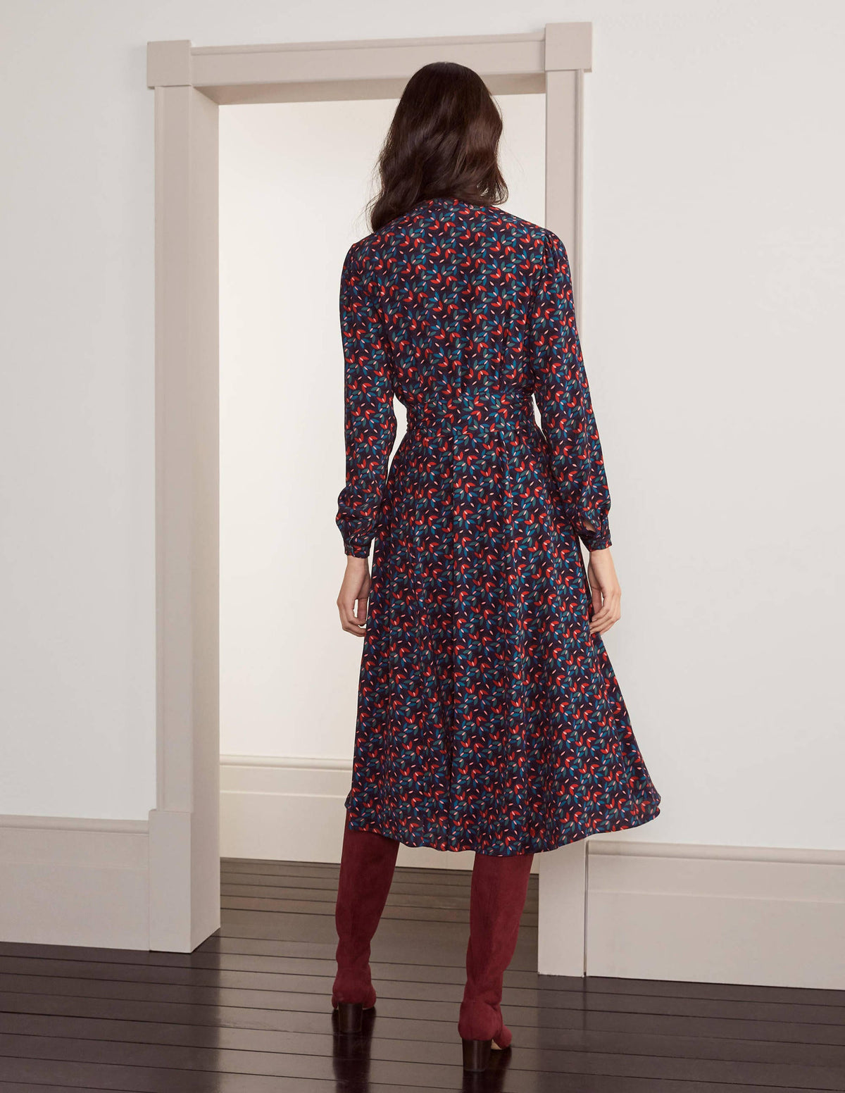 Pippa Midi Shirt Dress-French Navy, Spinning Petals - Image 2