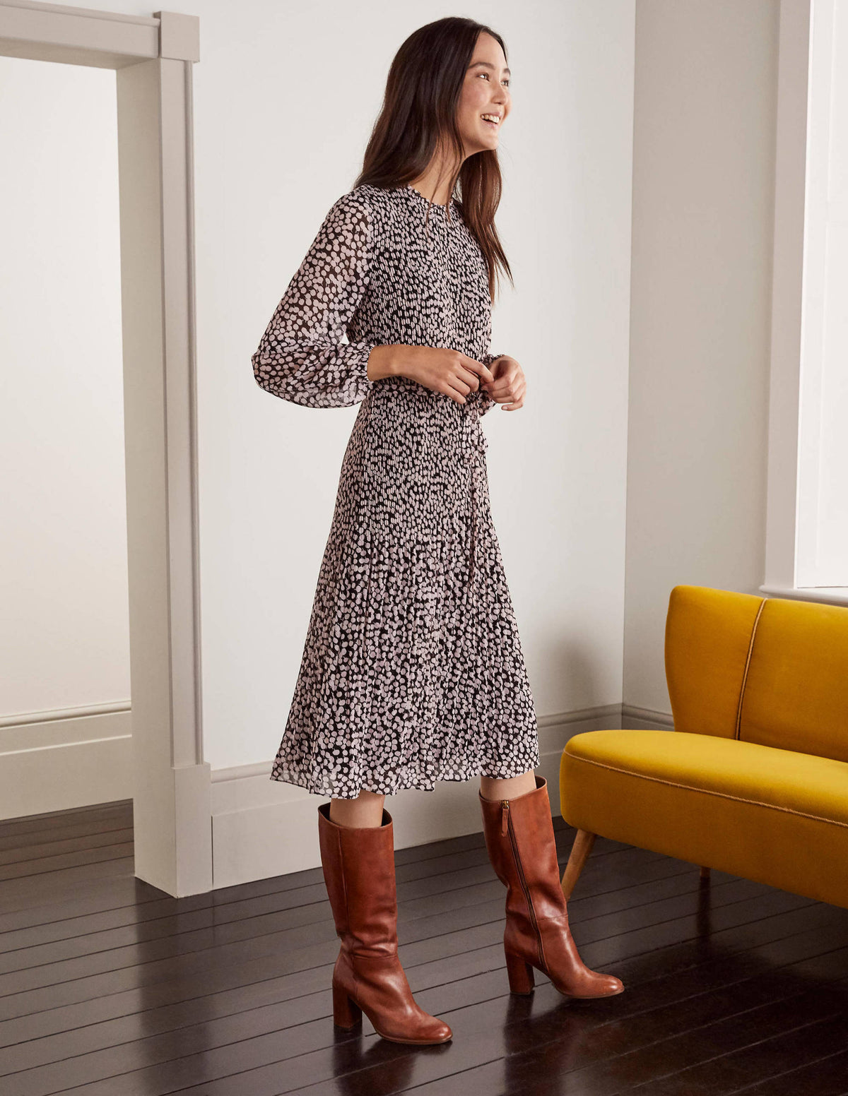 Nell Pleated Dress-Black and Milkshake, Blossom - Image 1
