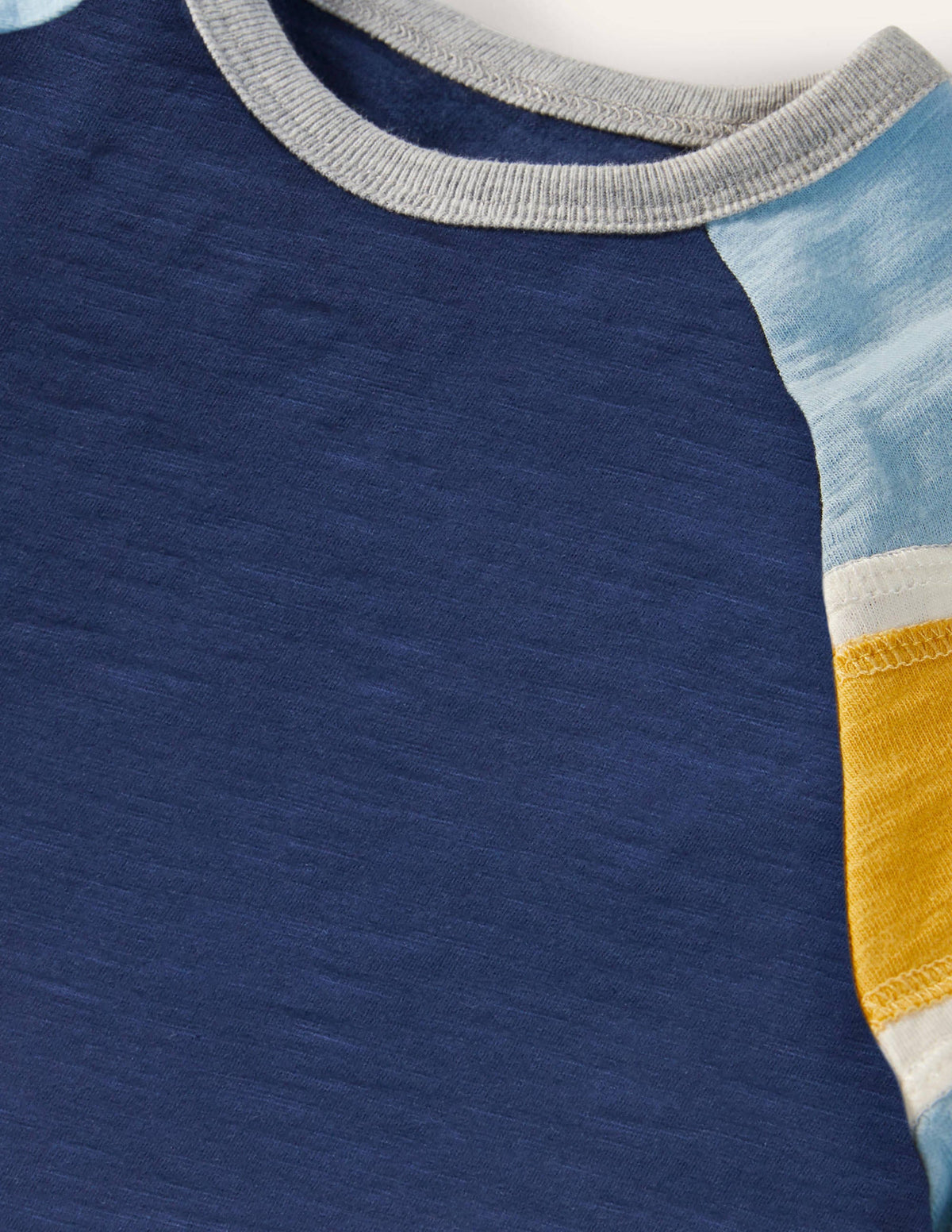 Raglan T-Shirt-Surfboard Blue/Maximillion - Image 3