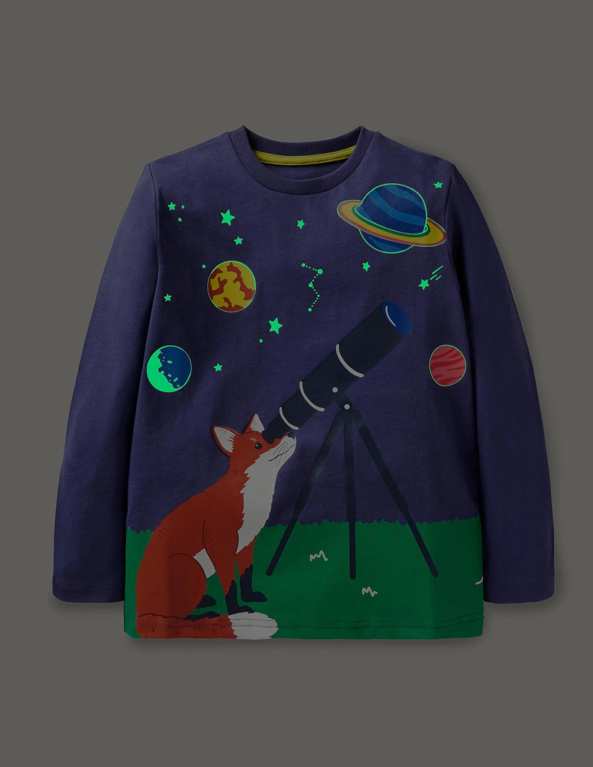 Glow Adventure Scene T-shirt-Starboard Blue Fox Telescope - Image 4