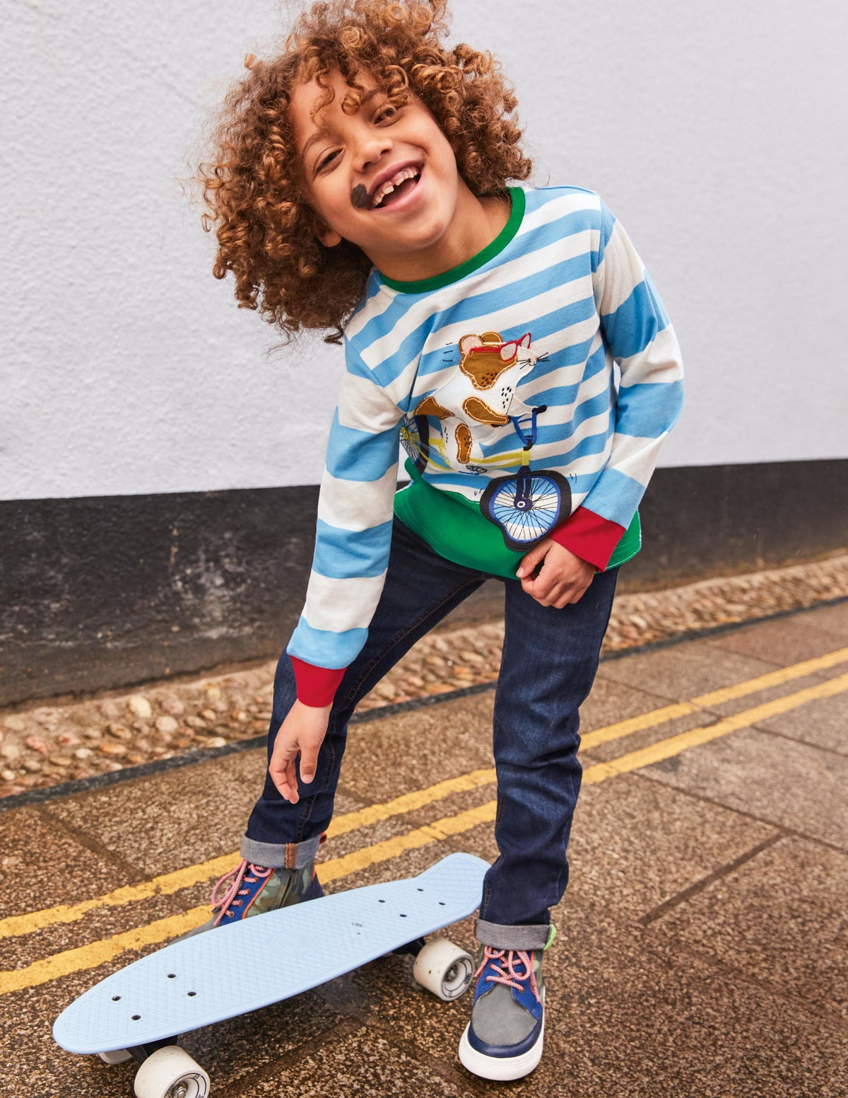 Stripe Animal Appliqué T-shirt-Surfboard Blue/Ivory Guinea - Image 4
