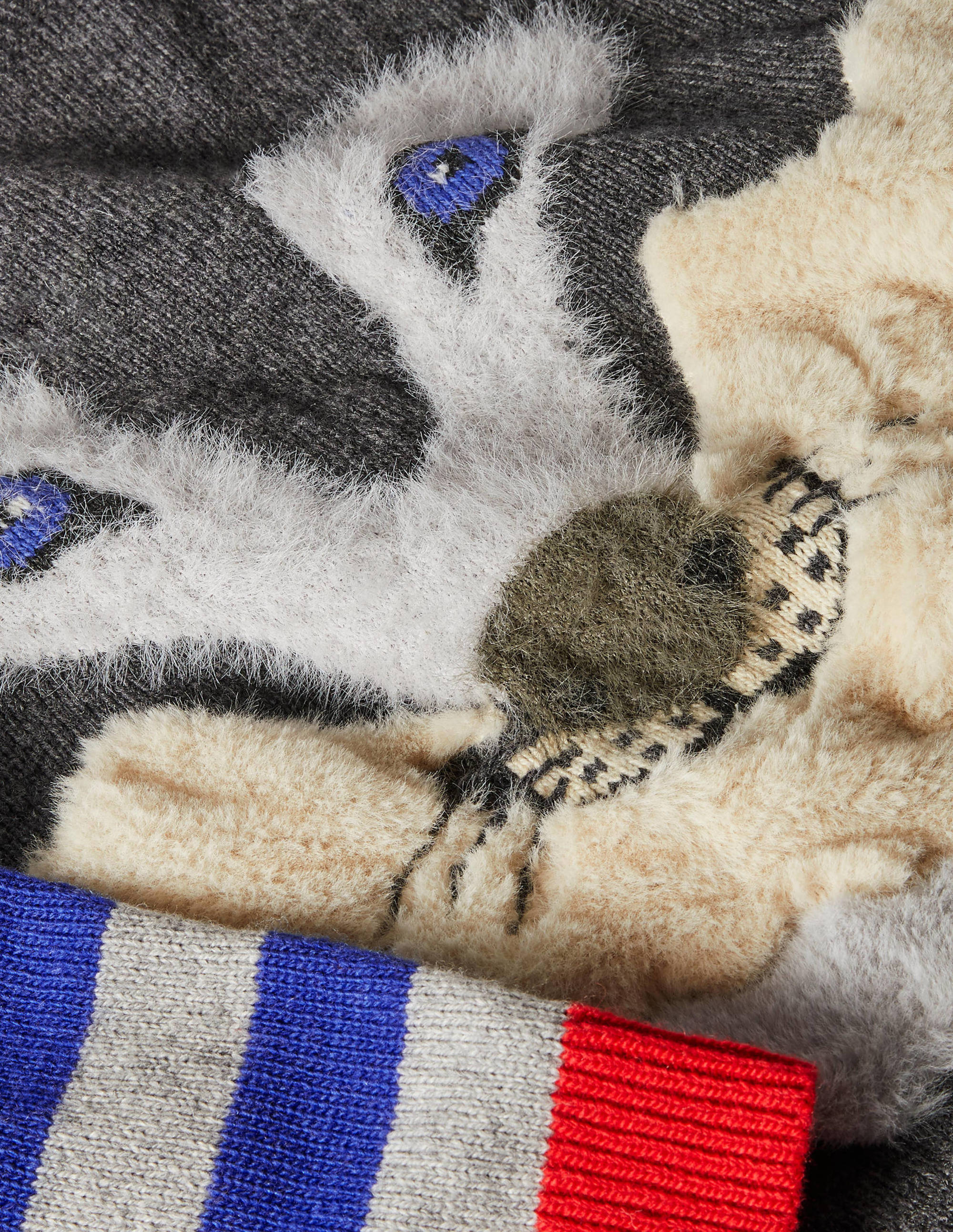 Winter Animal Crew Jumper-Charcoal Marl Wolf - Image 3