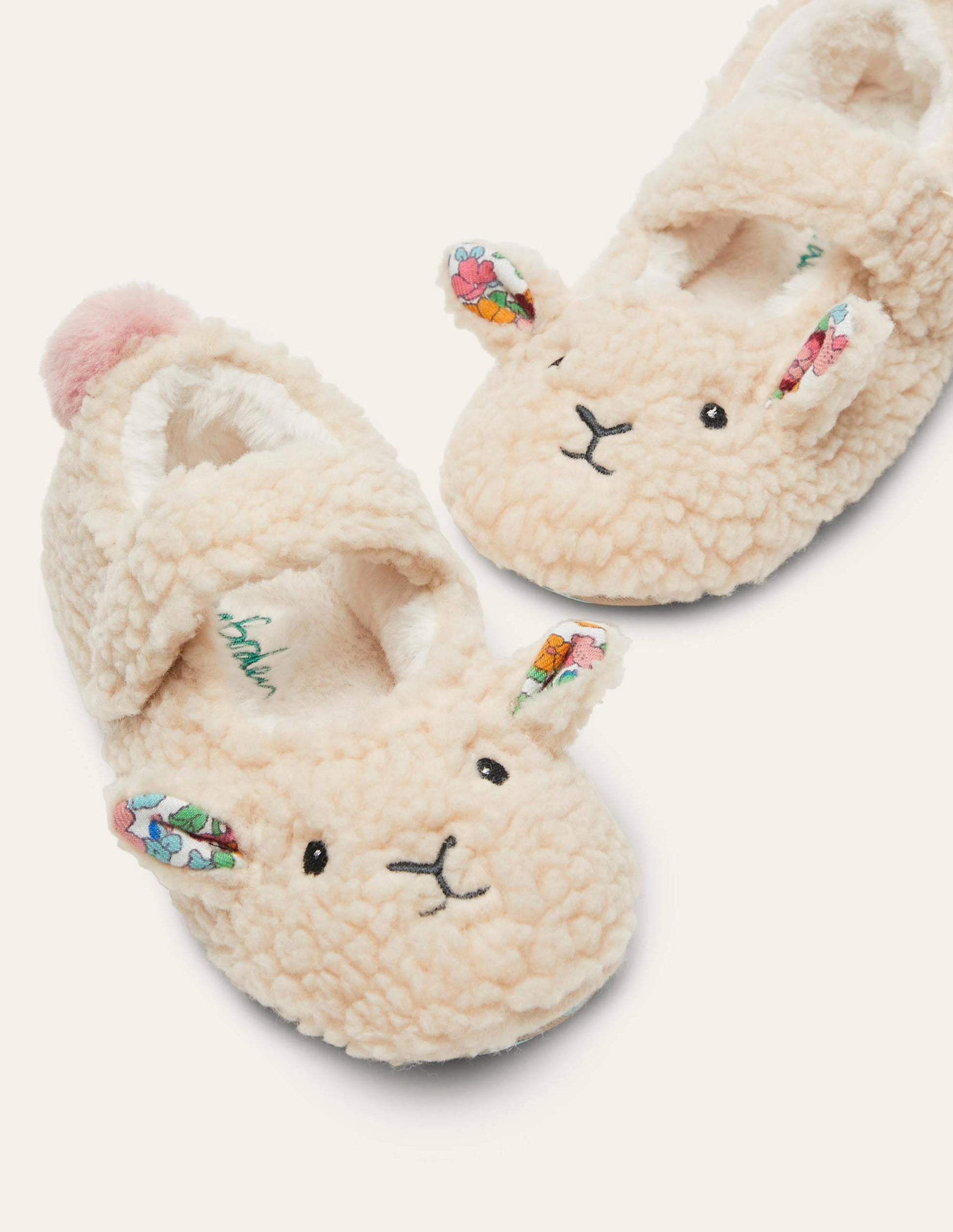 Novelty Slippers-Oatmeal Sheep-1