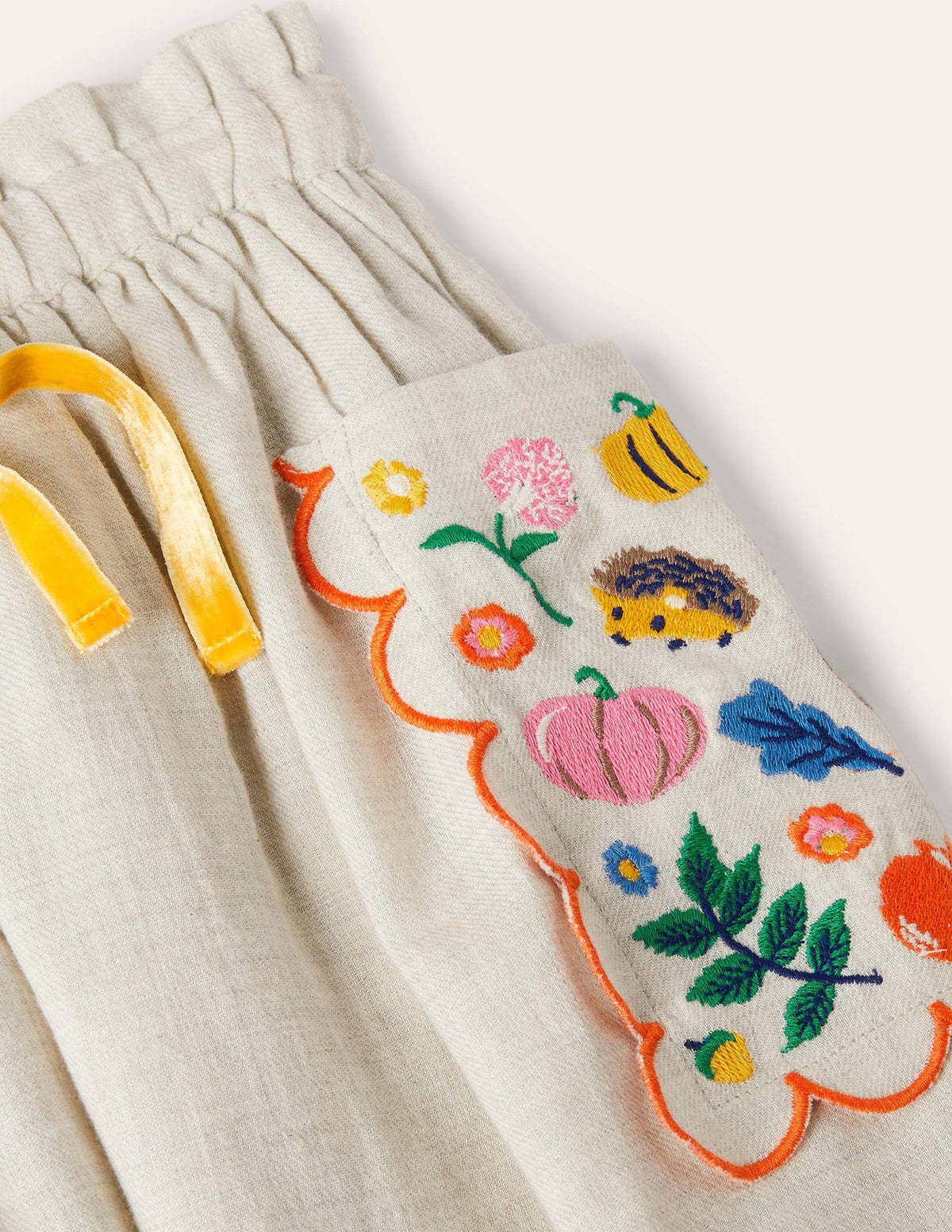 Embroidered Pocket Skirt-Oatmeal Embroidery-3