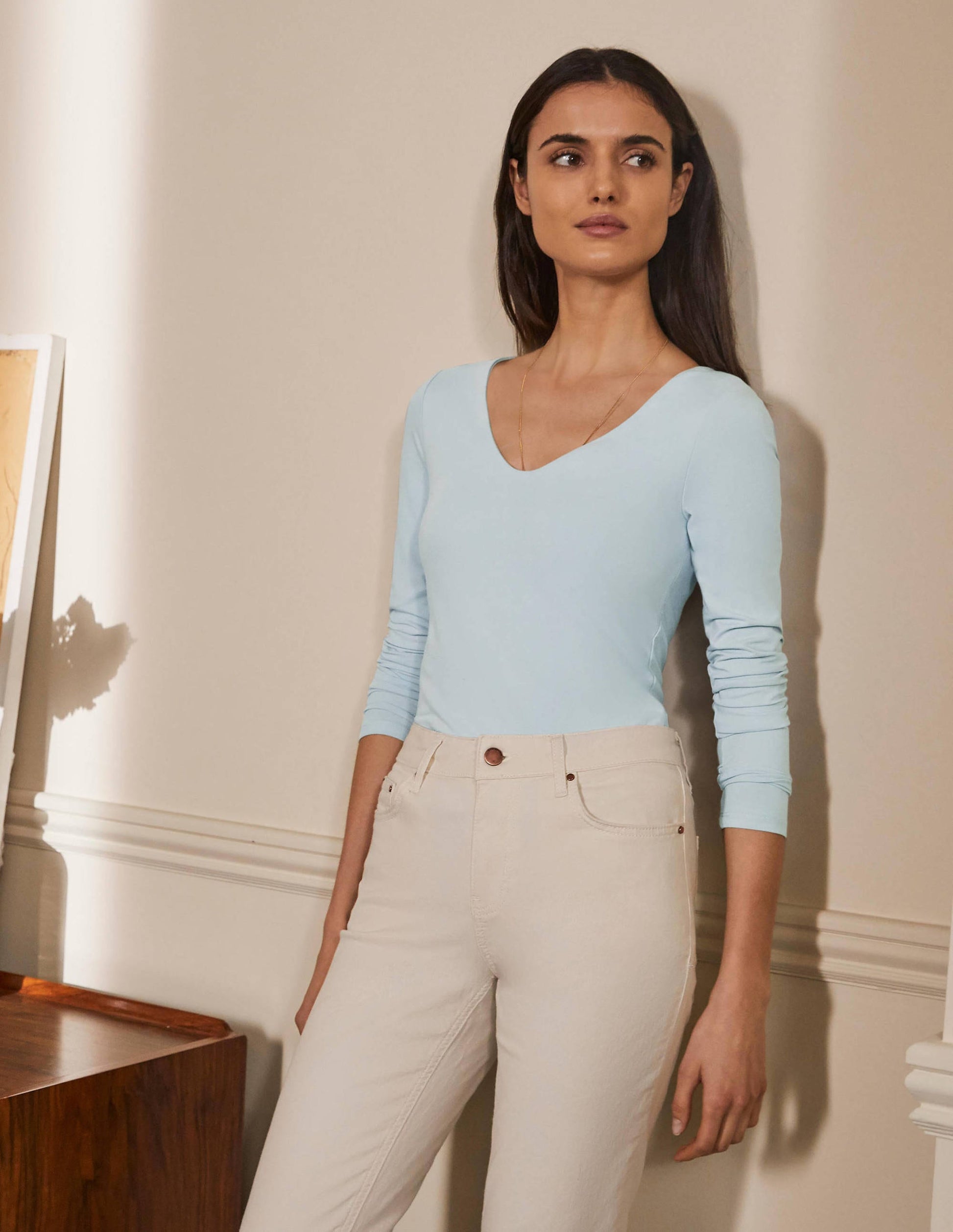 Double Layer V-neck Top-Surf-1