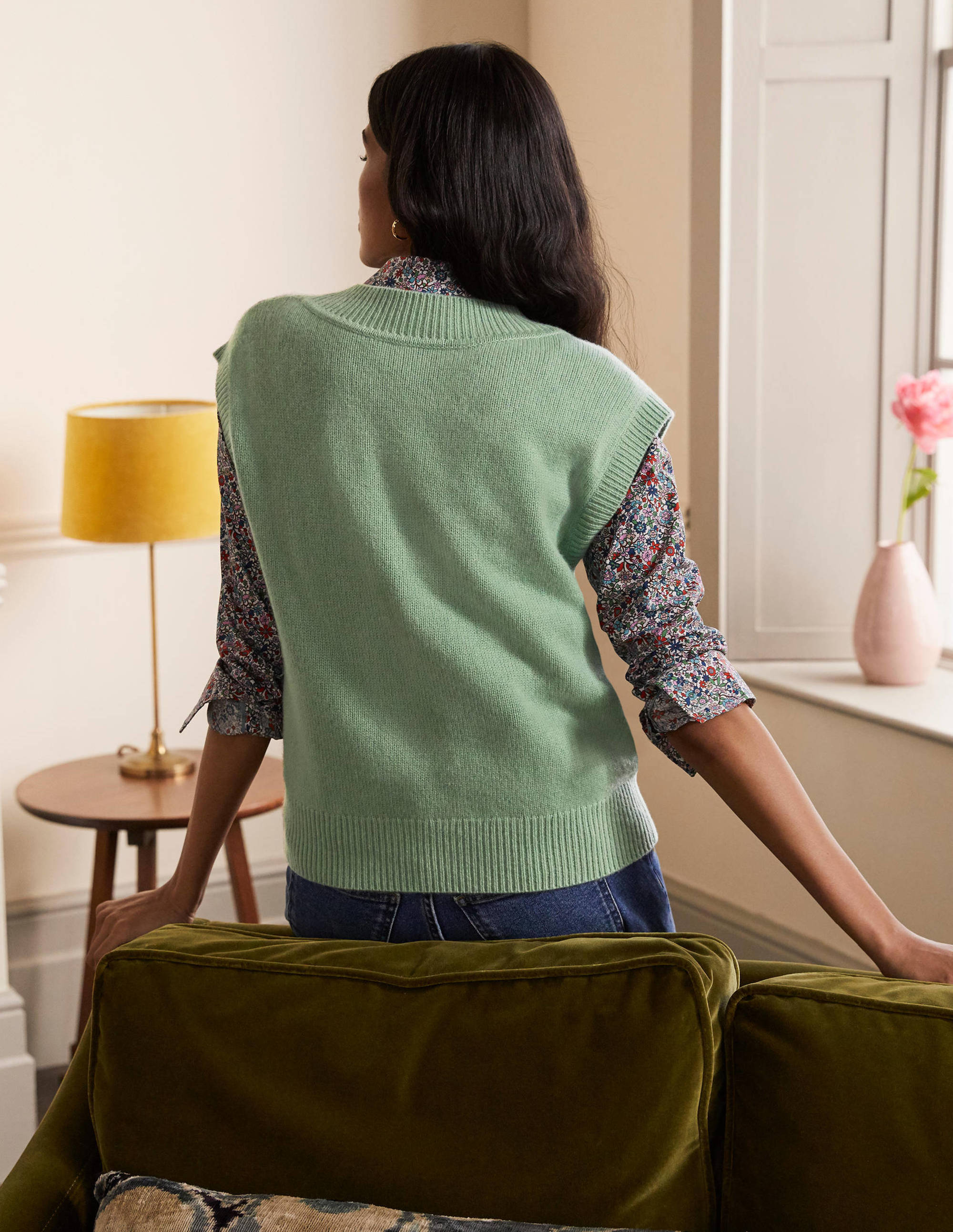 Cashmere Relaxed Tank Top-Peridot Green - Image 3