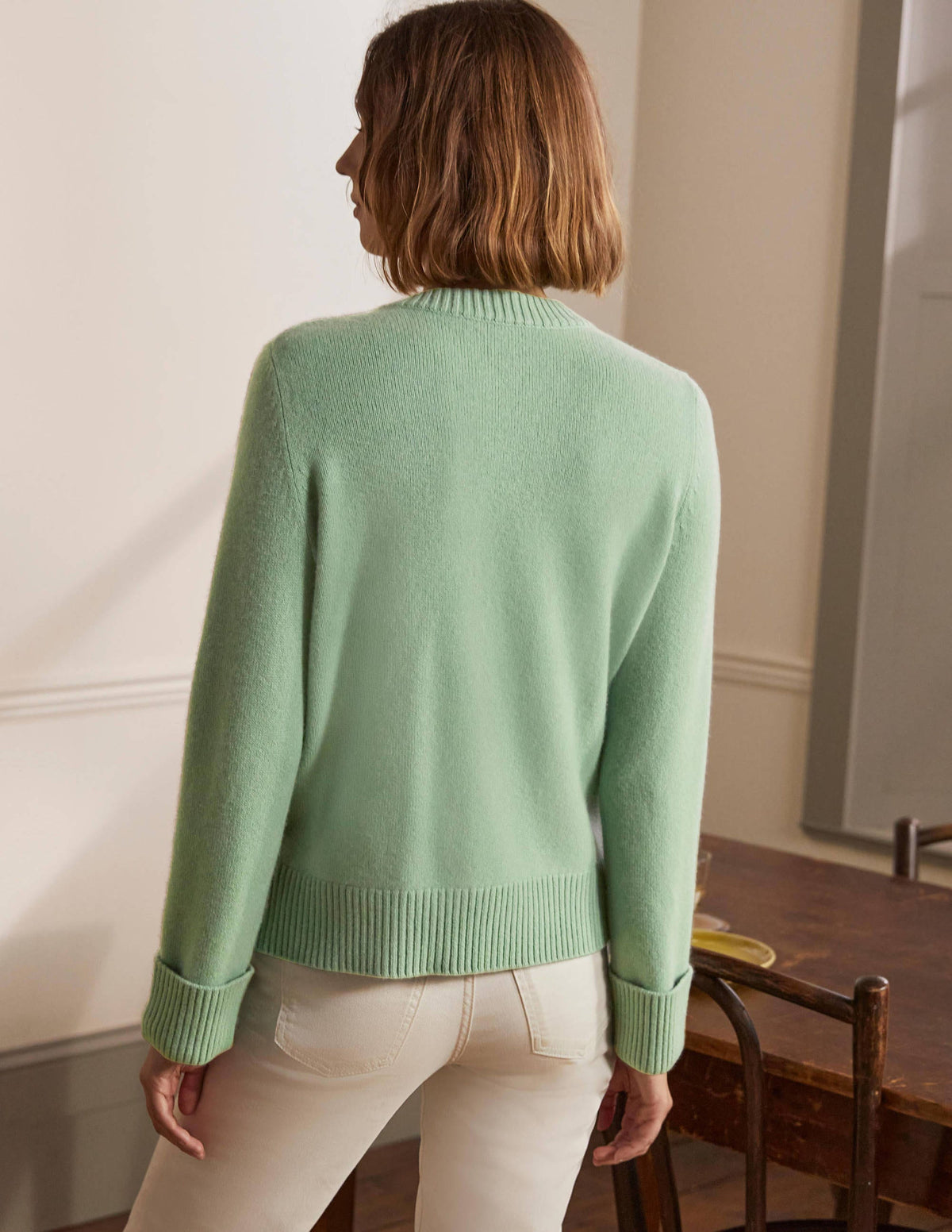 Cashmere Cuff Detail Jumper-Peridot Green - Image 3