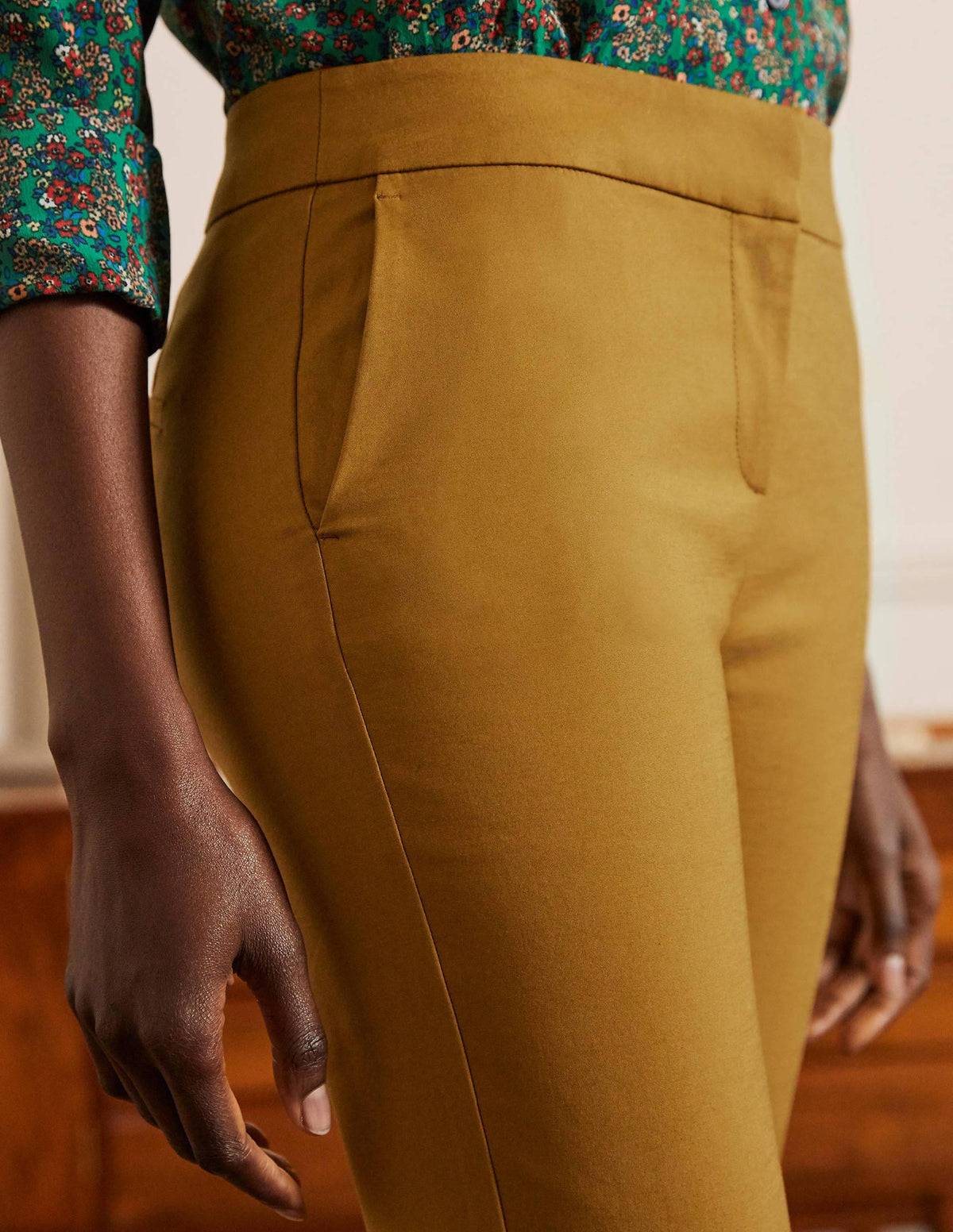 Richmond 7/8 Trouser-Frankincense-2
