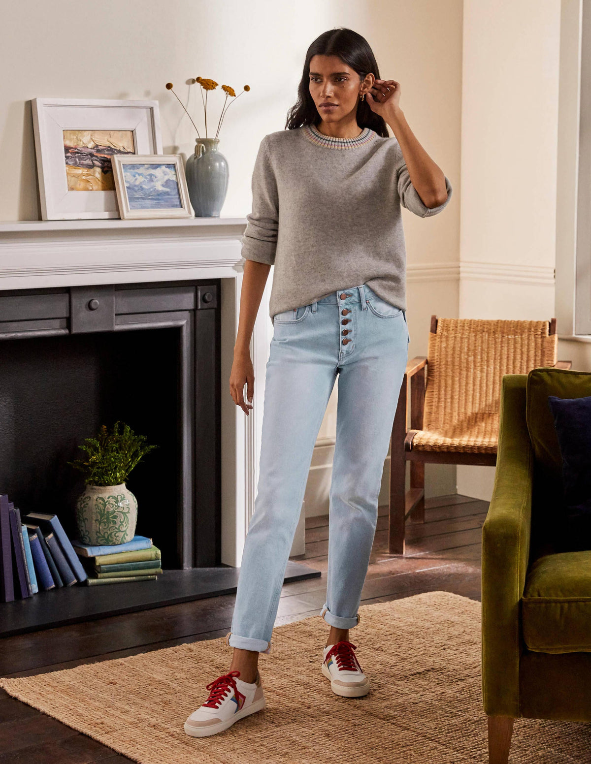 Girlfriend Jeans-Pale Blue Wash - Image 5