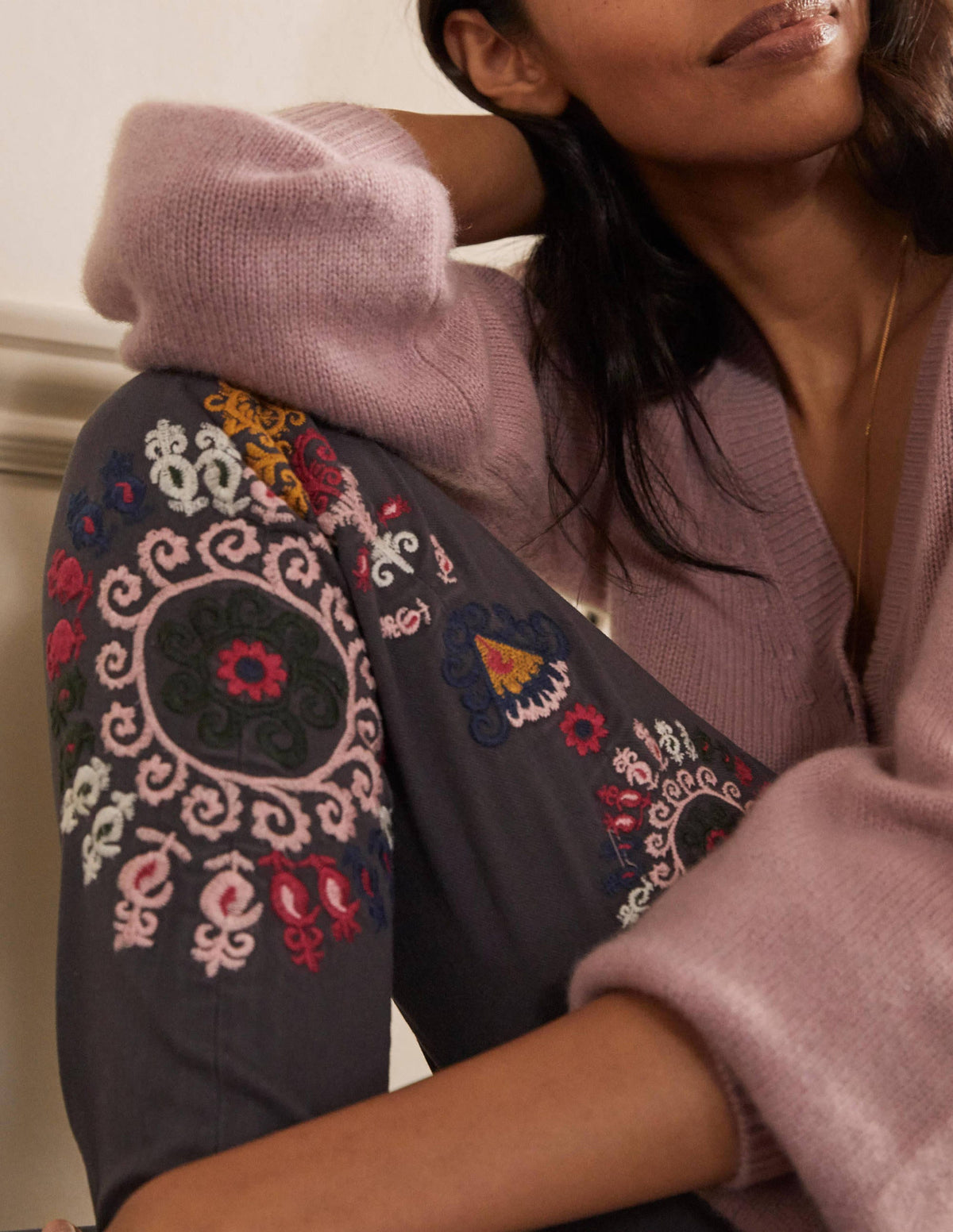Girlfriend Jeans-Asphalt Embroidered - Image 2