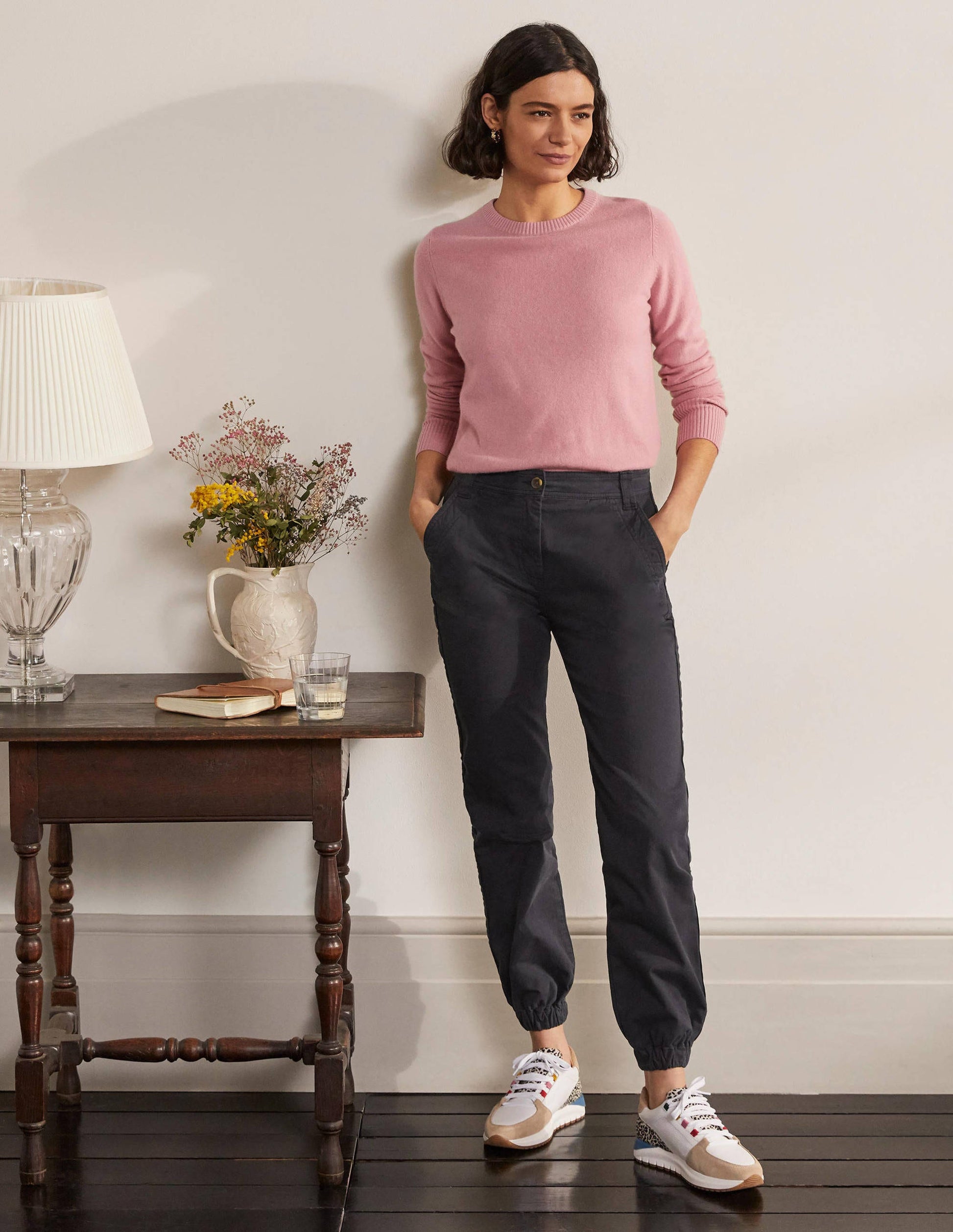 Gowrie Trousers-Black-5