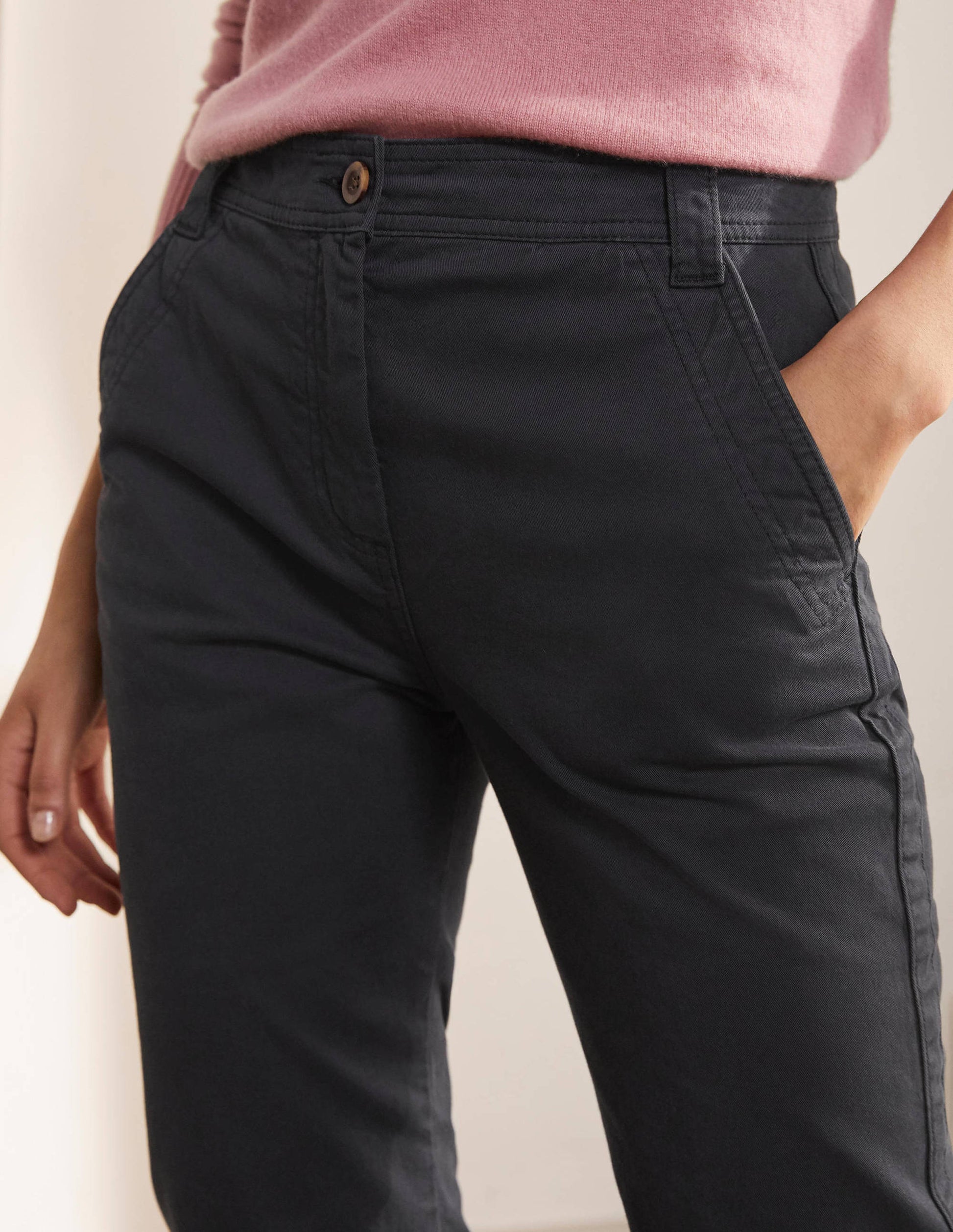 Gowrie Trousers-Black-4