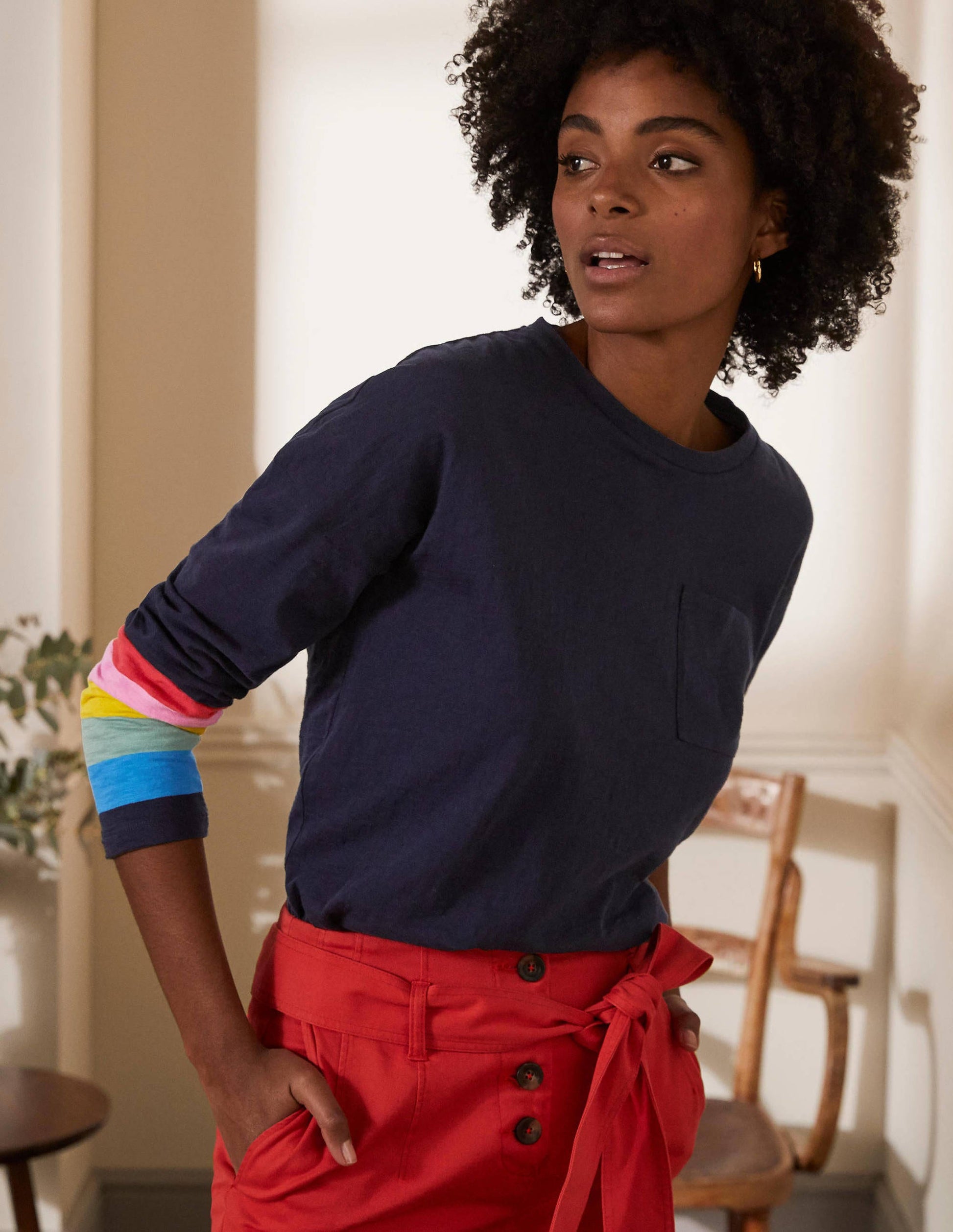 Boxy Jersey Tee-Navy Rainbow Cuff-4