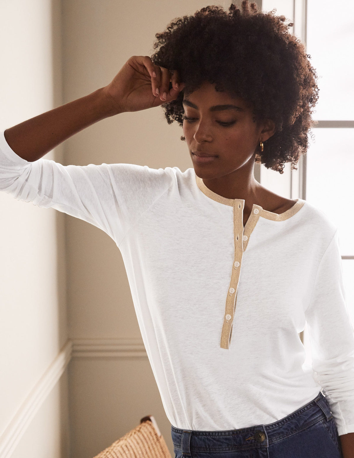 Linen Sparkle Henley Tee-White - Image 4