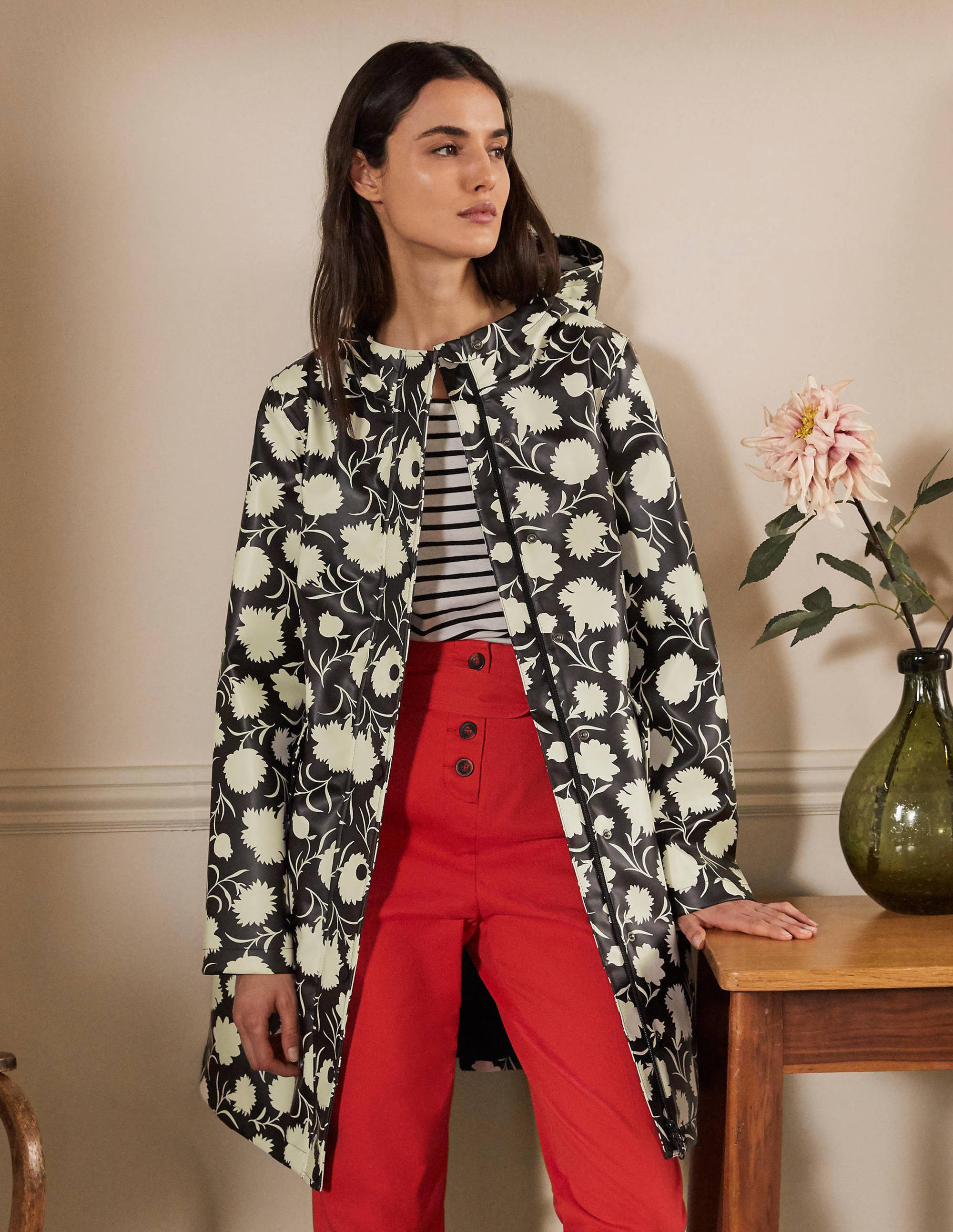 Morris Waterproof Mac-Black, Leafy Bud - Image 1