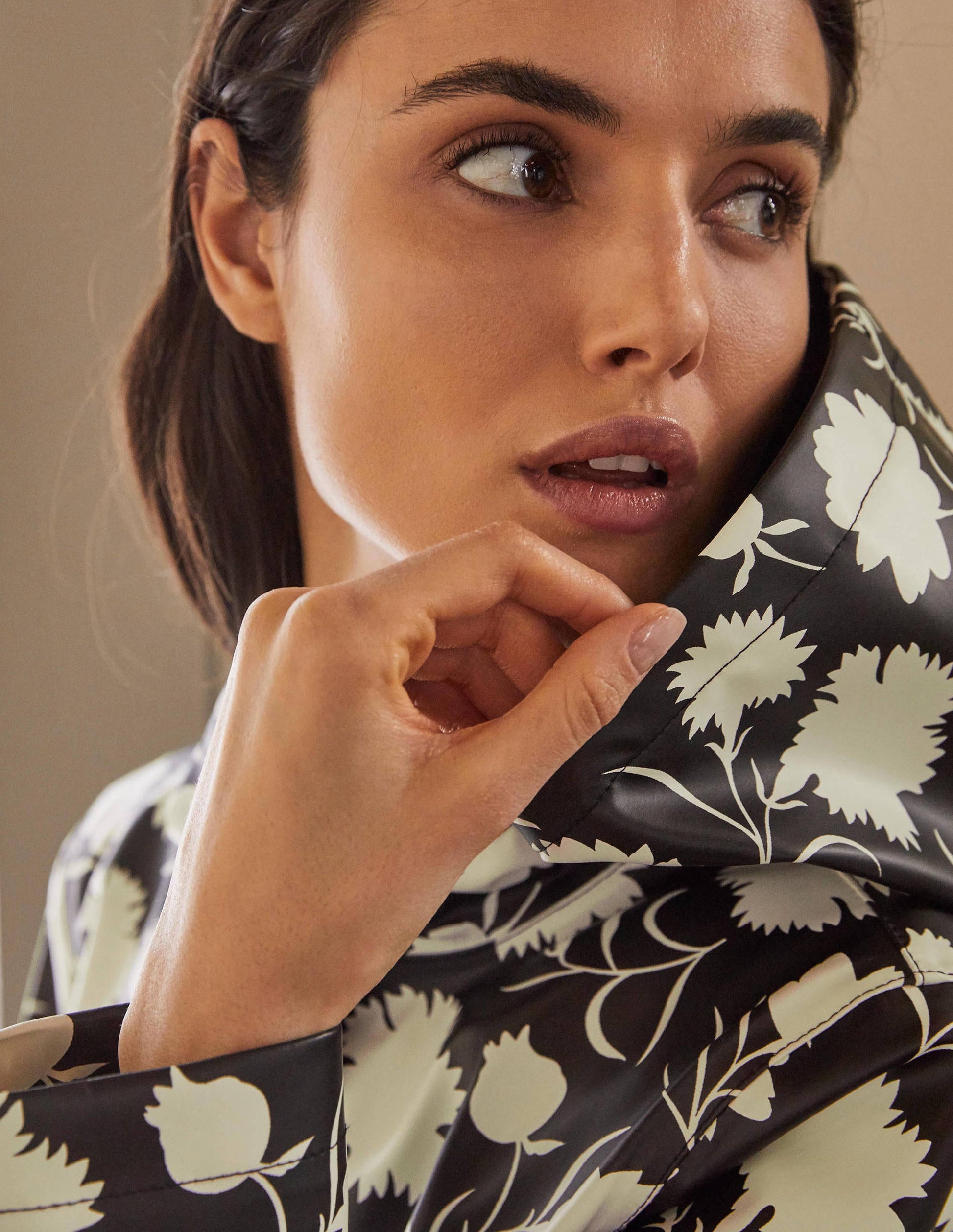 Morris Waterproof Mac-Black, Leafy Bud-3