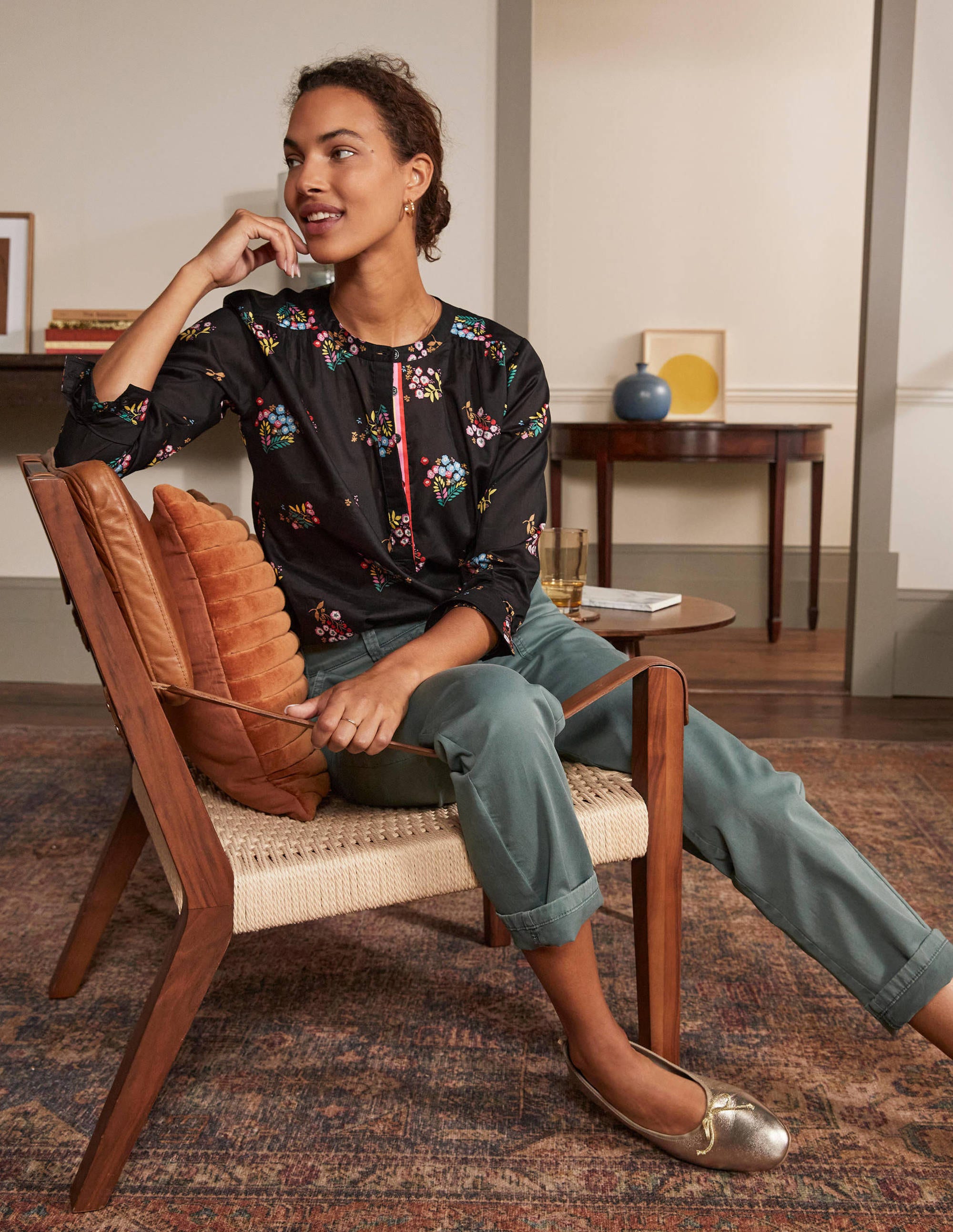 Relaxed Popover Cotton Shirt-Black, Delicate Spring - Image 4