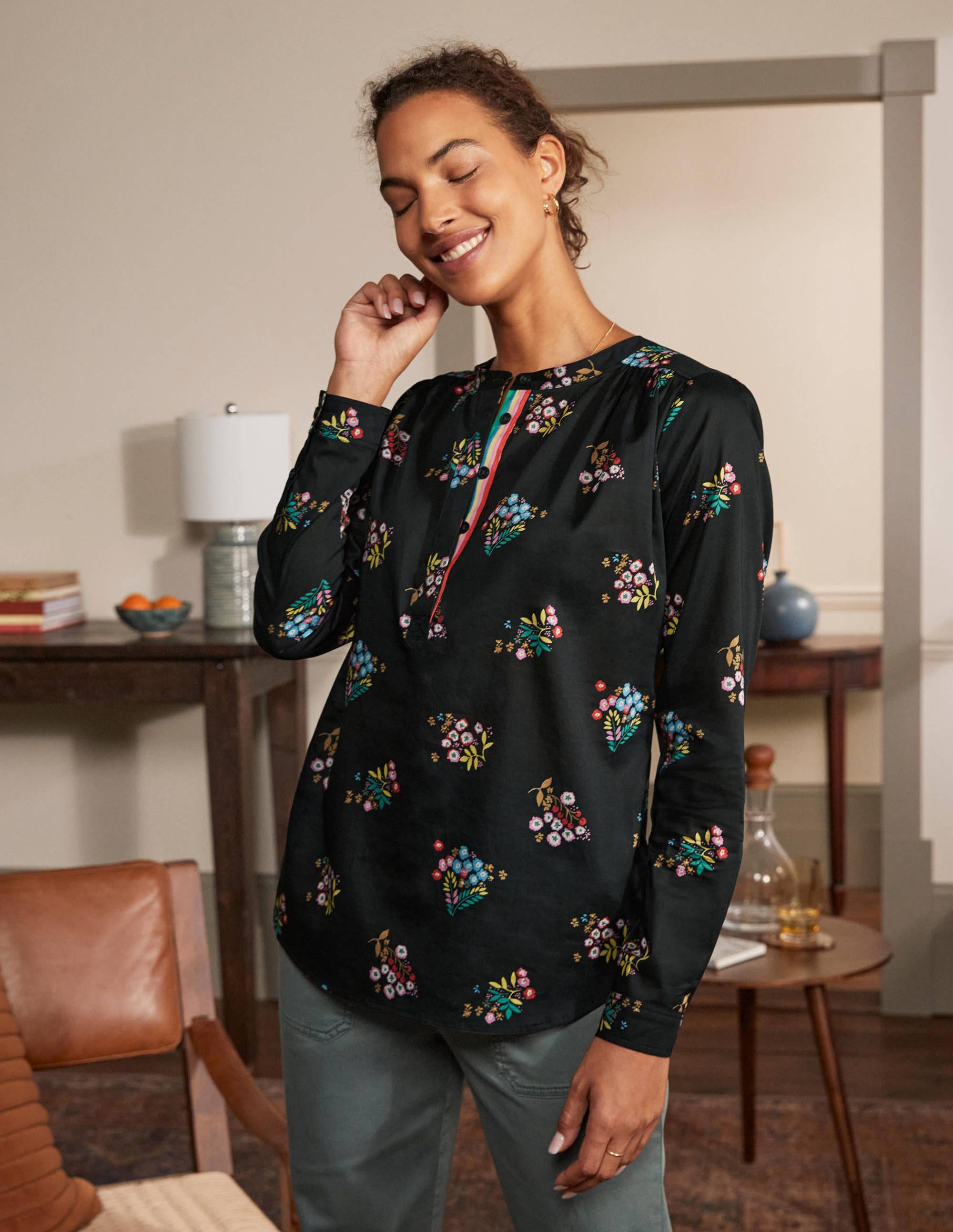 Relaxed Popover Cotton Shirt-Black, Delicate Spring - Image 3