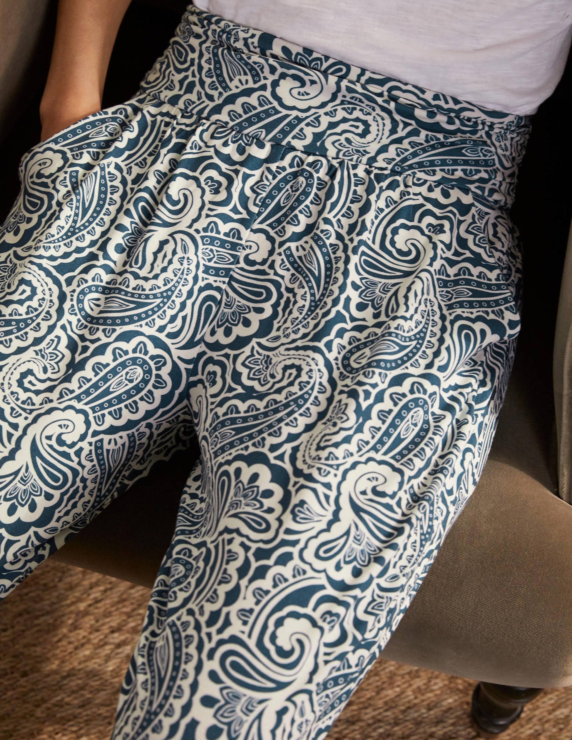 Hareem Jersey Joggers-Aircraft, Summer Paisley-2