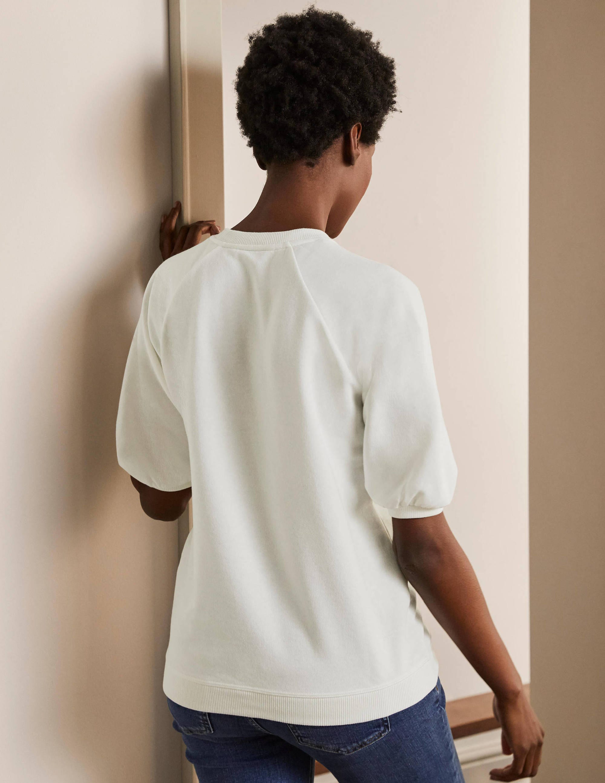 Short Puff Sleeve Sweatshirt-Ivory - Image 3