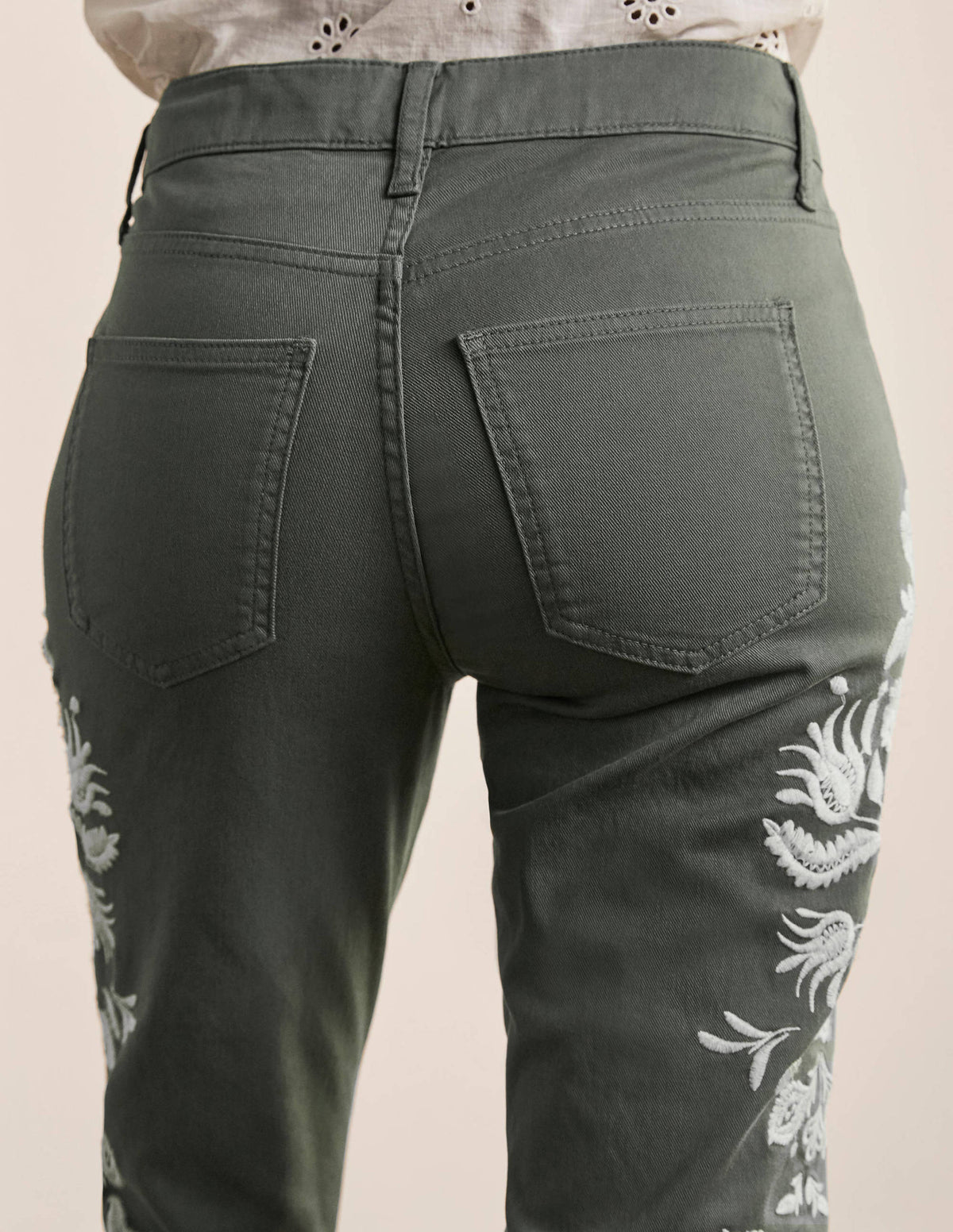 Girlfriend Jeans-Alder Embroidered - Image 5