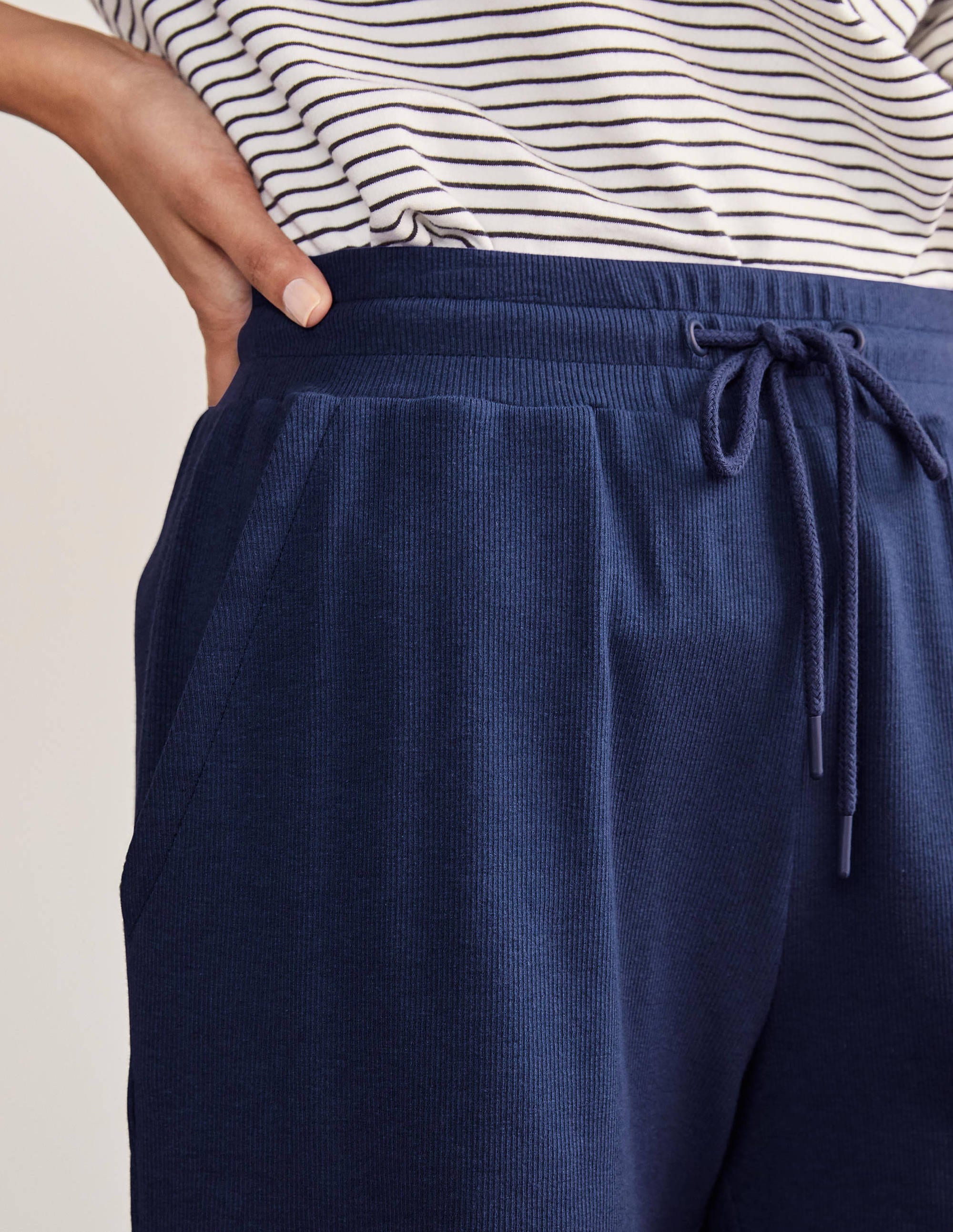 Margot Shorts-Mariner Blue - Image 4