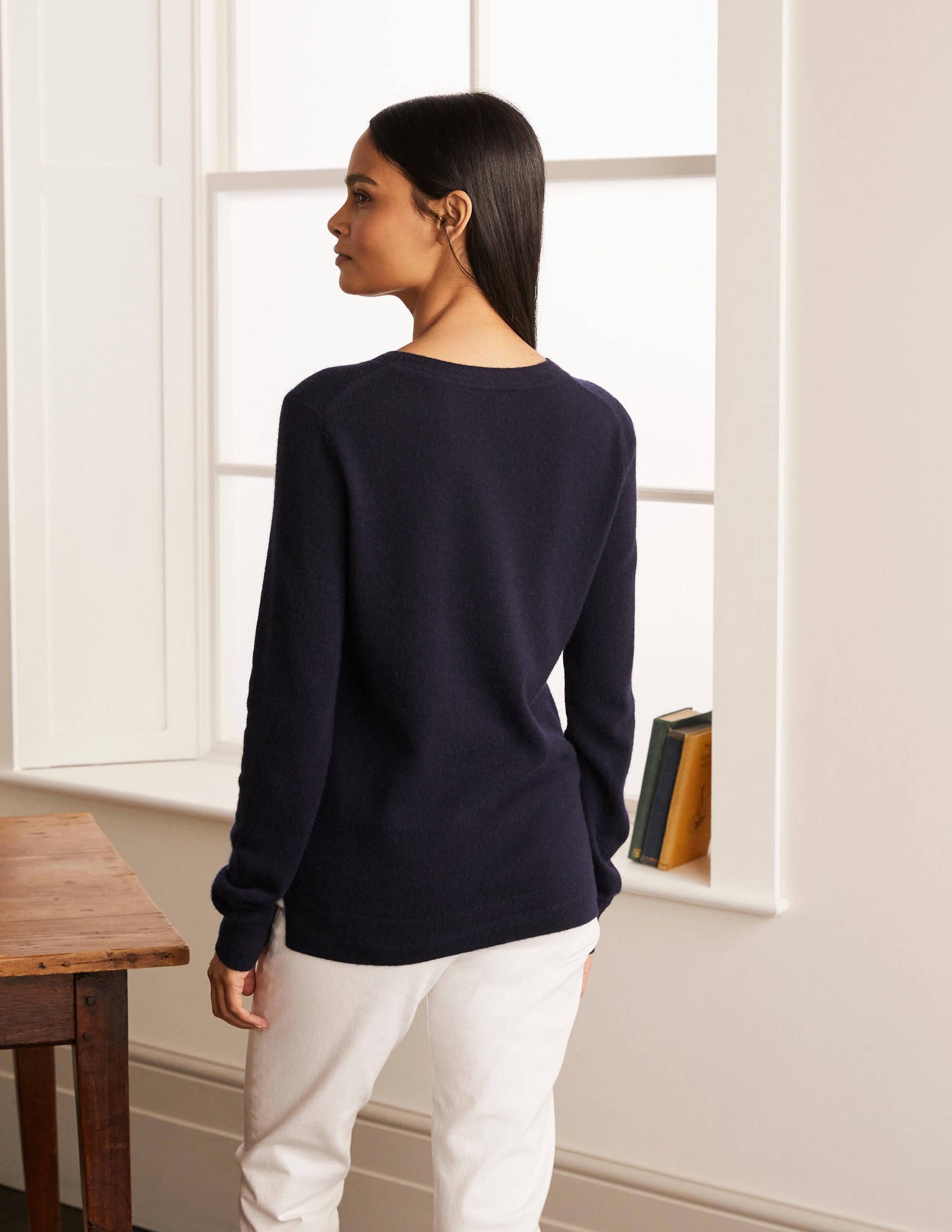 Cashmere Crew Neck Jumper-Navy - Image 3