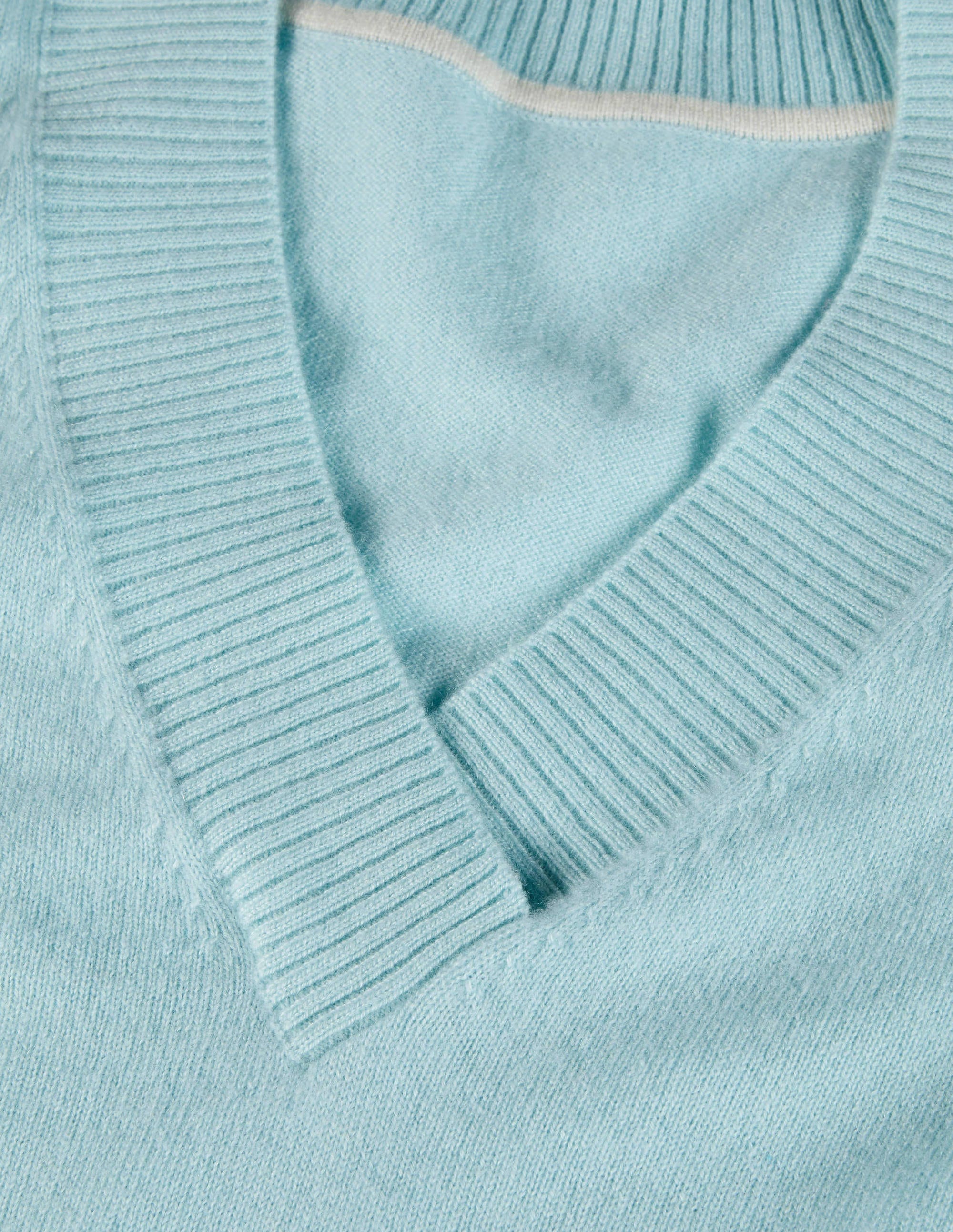 Oakley Cashmere V-Neck Jumper-Georgian Blue - Image 6
