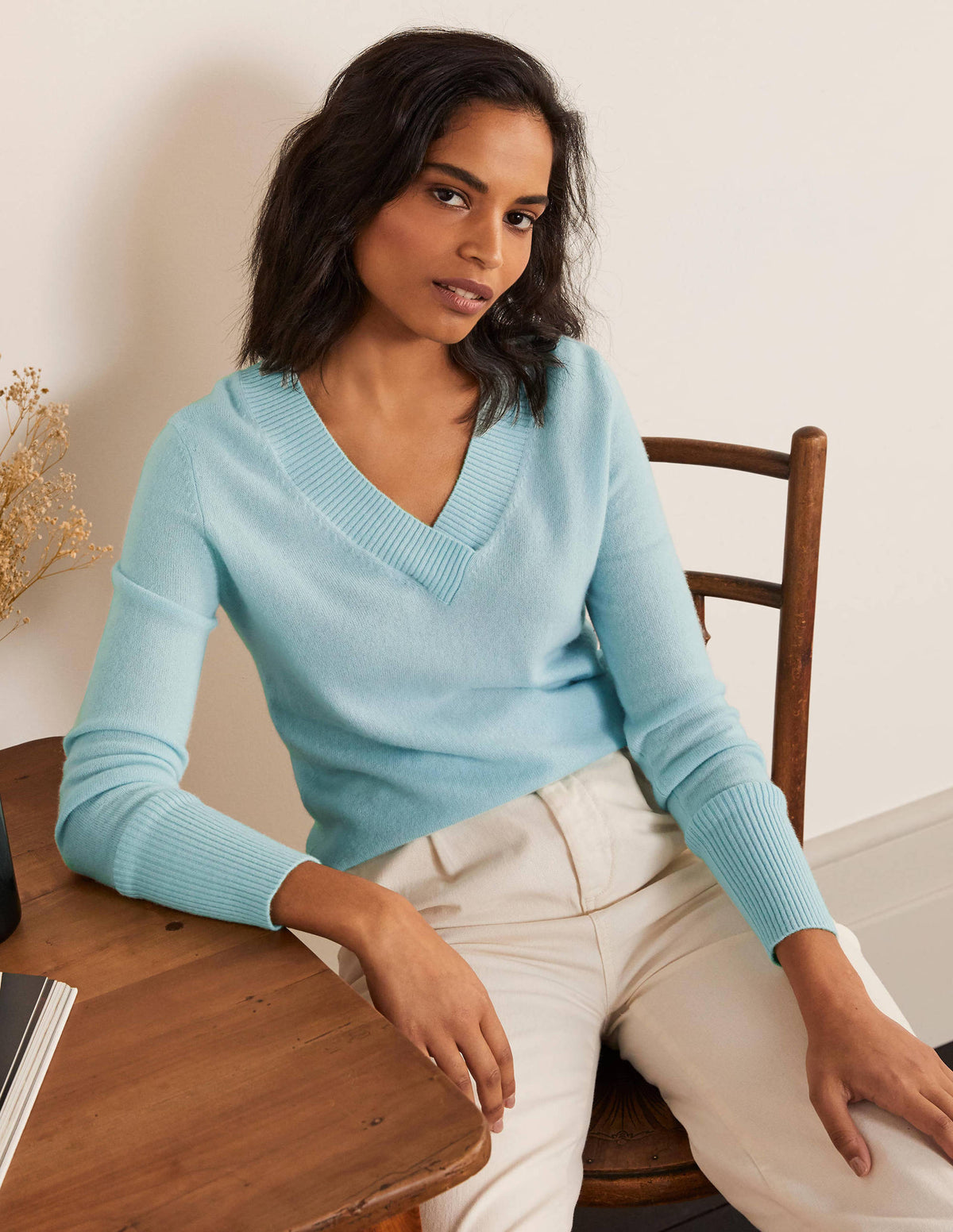 Oakley Cashmere V-Neck Jumper-Georgian Blue - Image 1