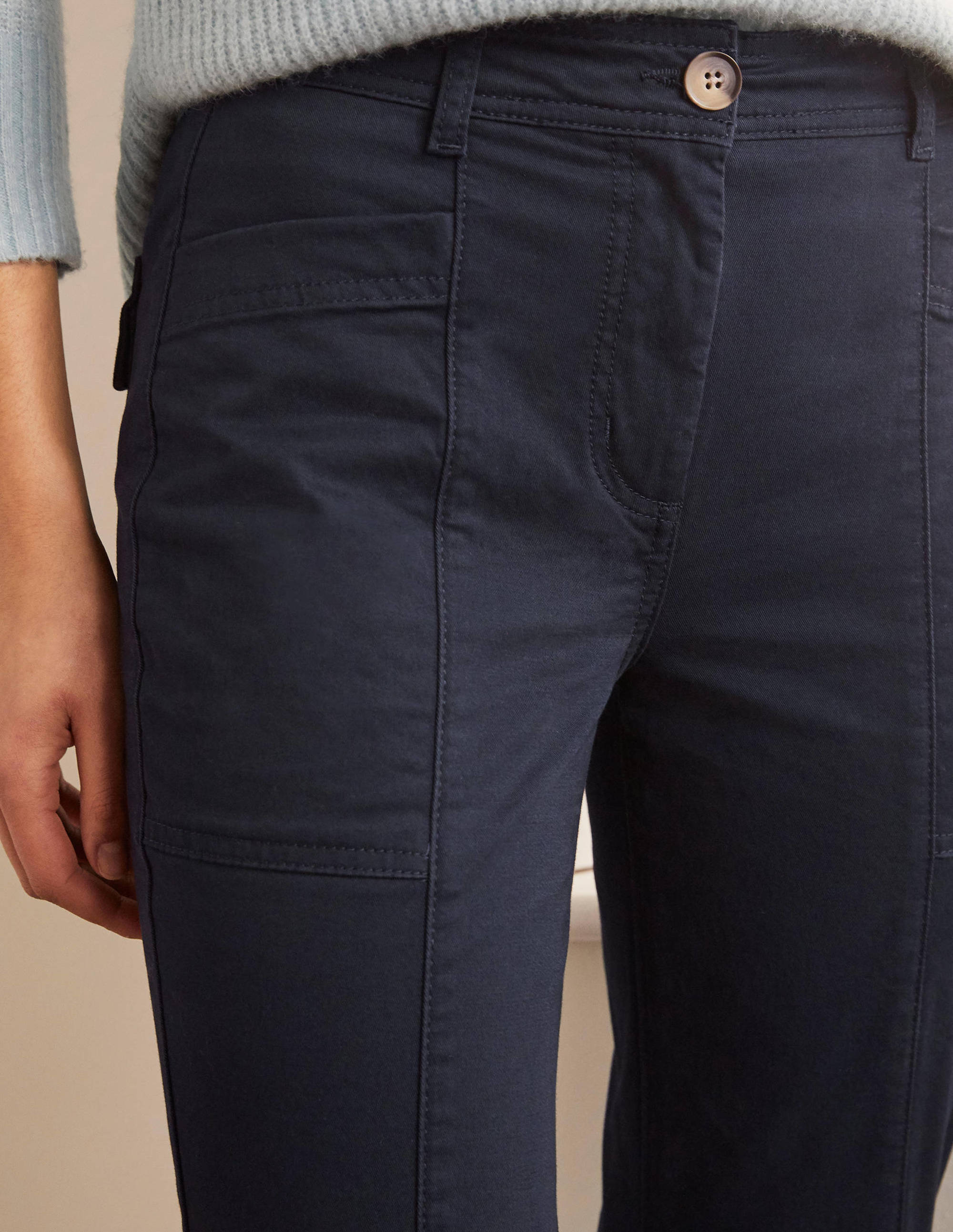 Abingdon Trousers-Navy - Image 4