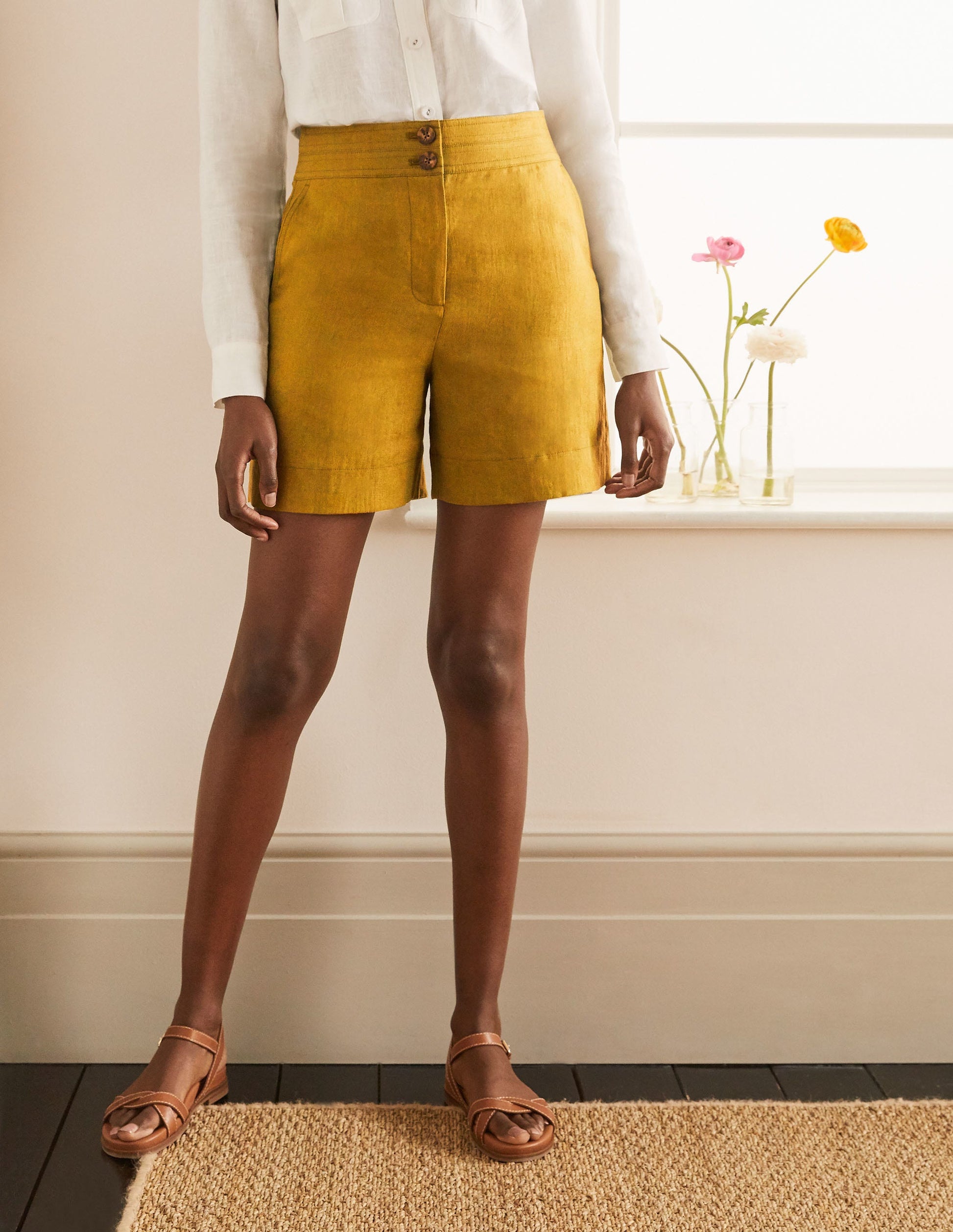 Cornwall Linen Shorts-Tuscan Sun-1