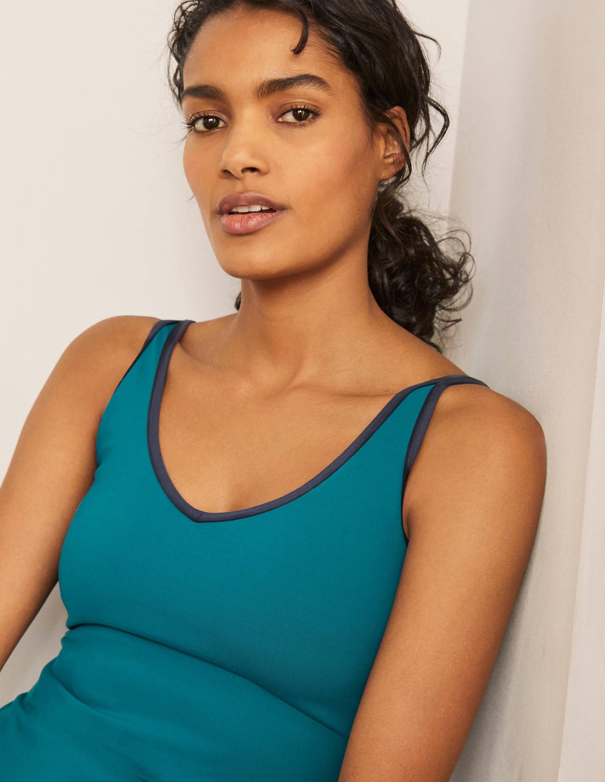 Bettina Active Vest-Teal - Image 4