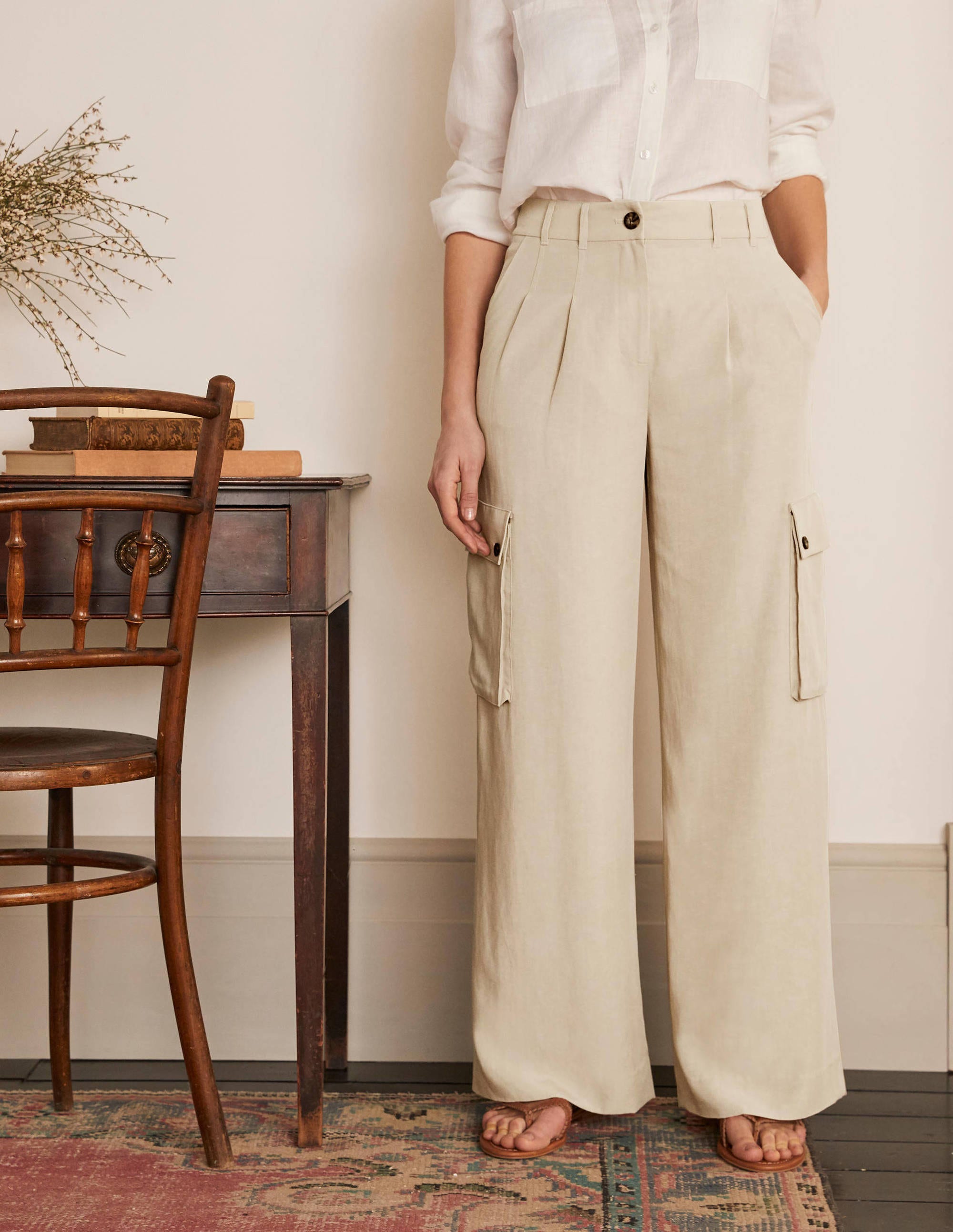 Ailesbury Cargo Trousers-Sand - Image 1