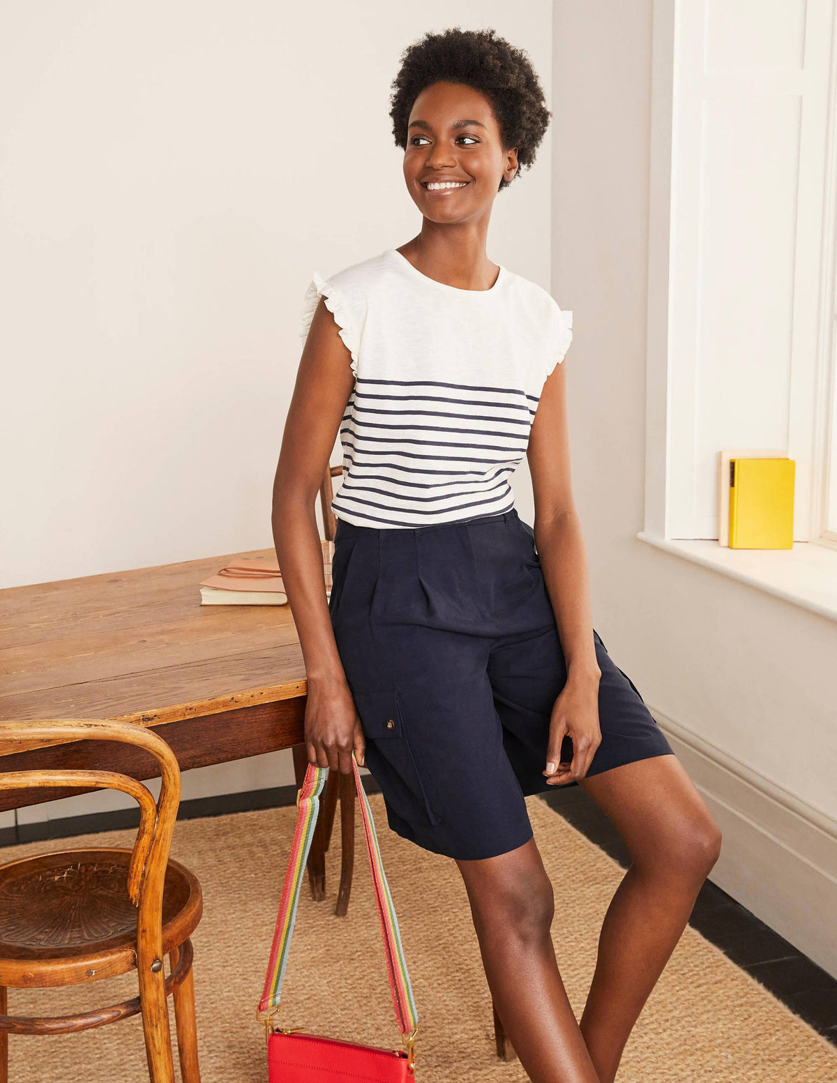 Ailesbury Cargo Shorts-Navy - Image 5