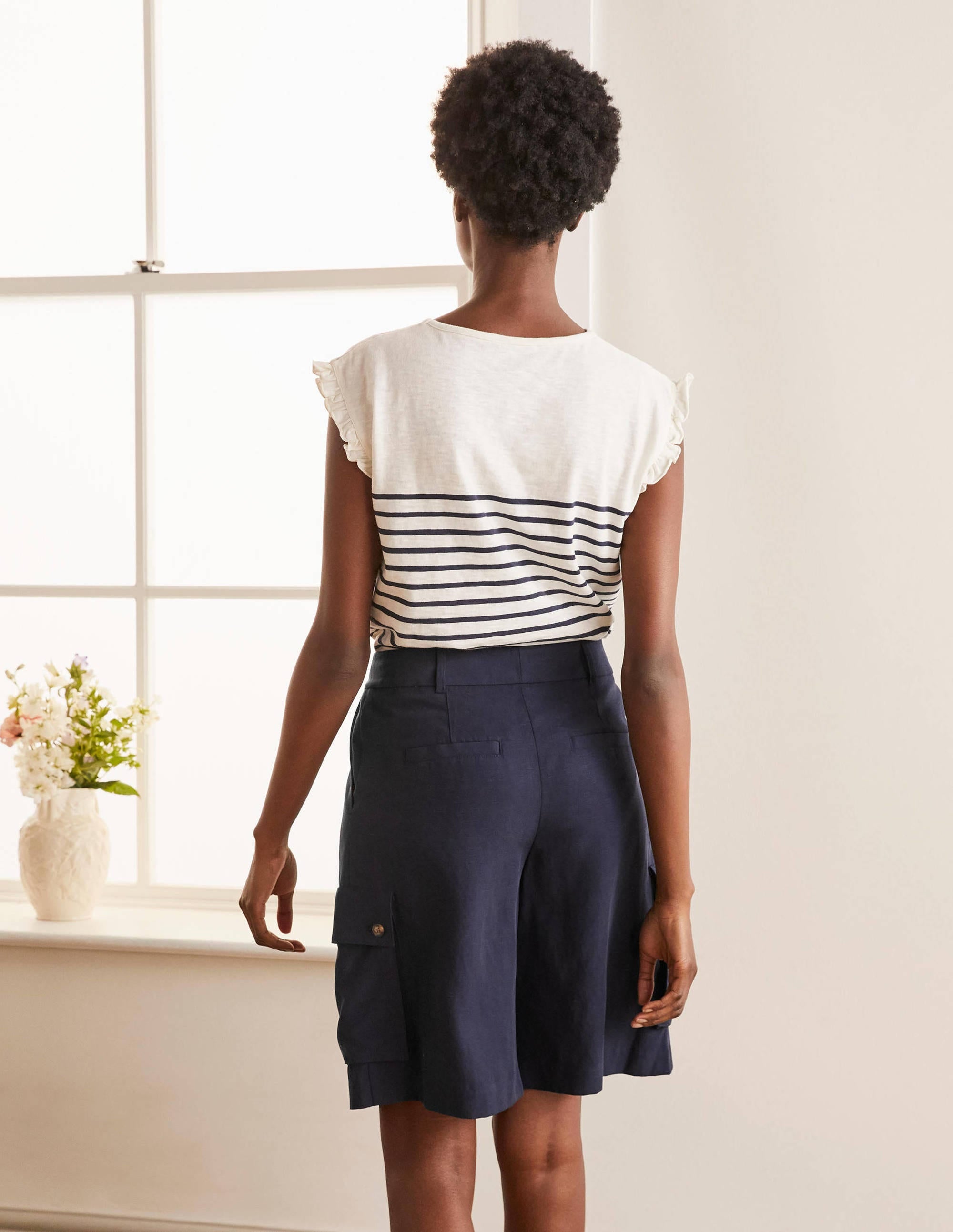 Ailesbury Cargo Shorts-Navy - Image 3