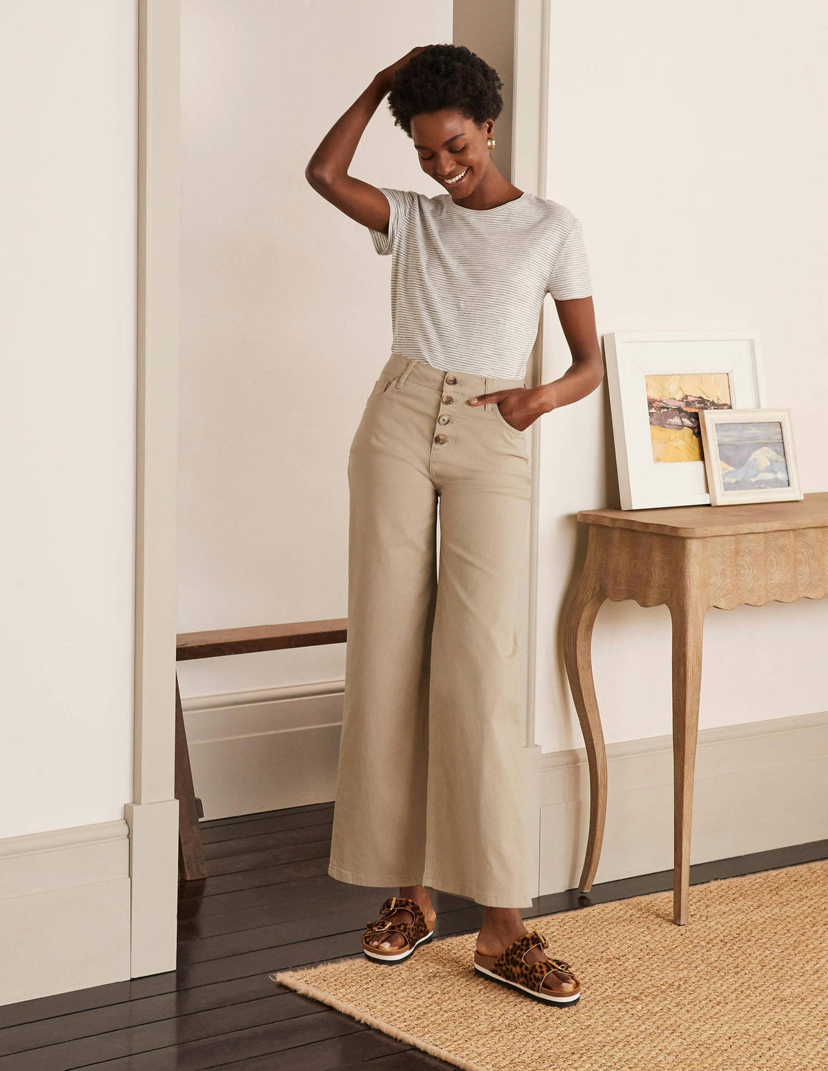 Horn Button Wide Leg Jeans-Linen - Image 5