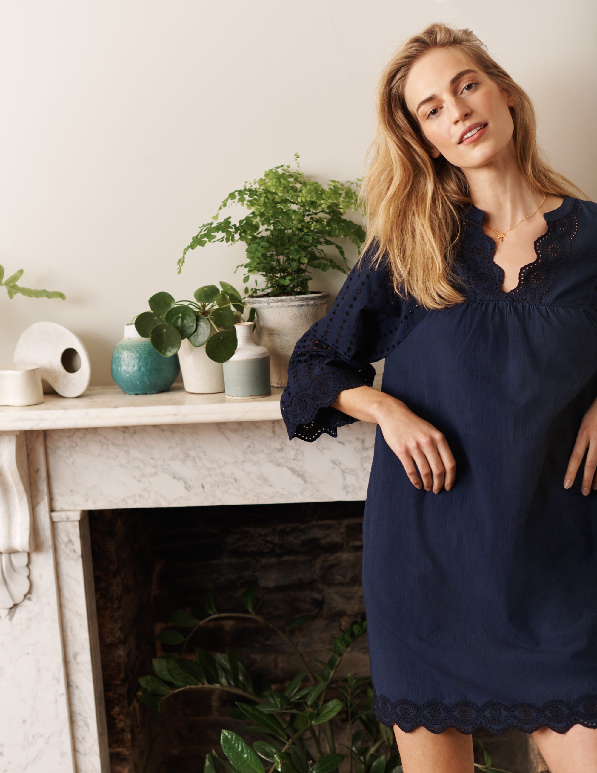 Erin Cotton Broderie Dress-Navy - Image 4