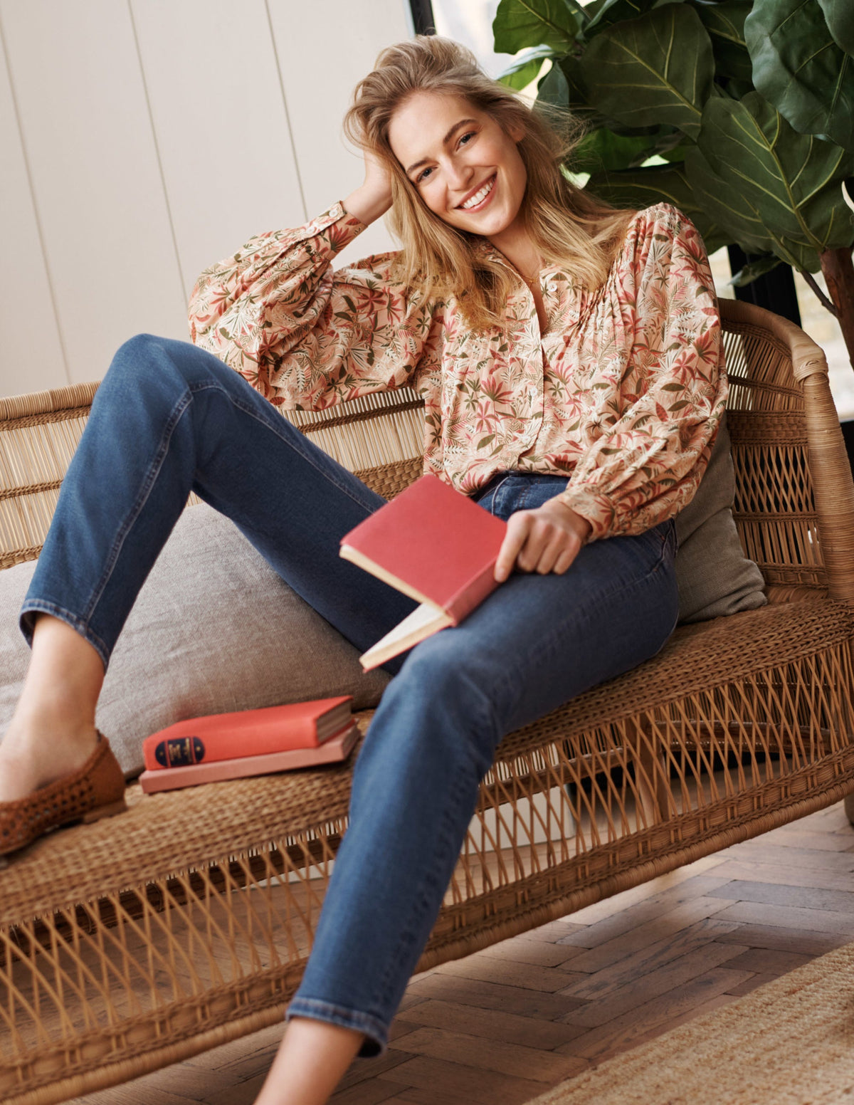 Miranda Blouse-Milkshake, Tropical Palm - Image 5