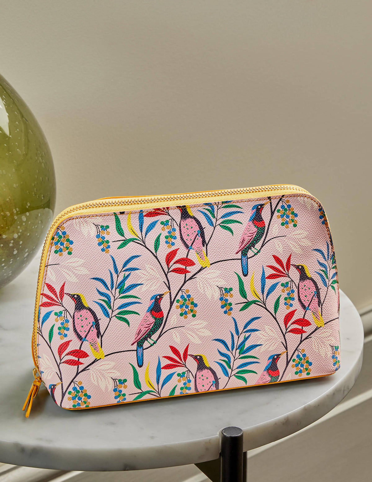 Washbag-Milkshake, Berry Birds - Image 2