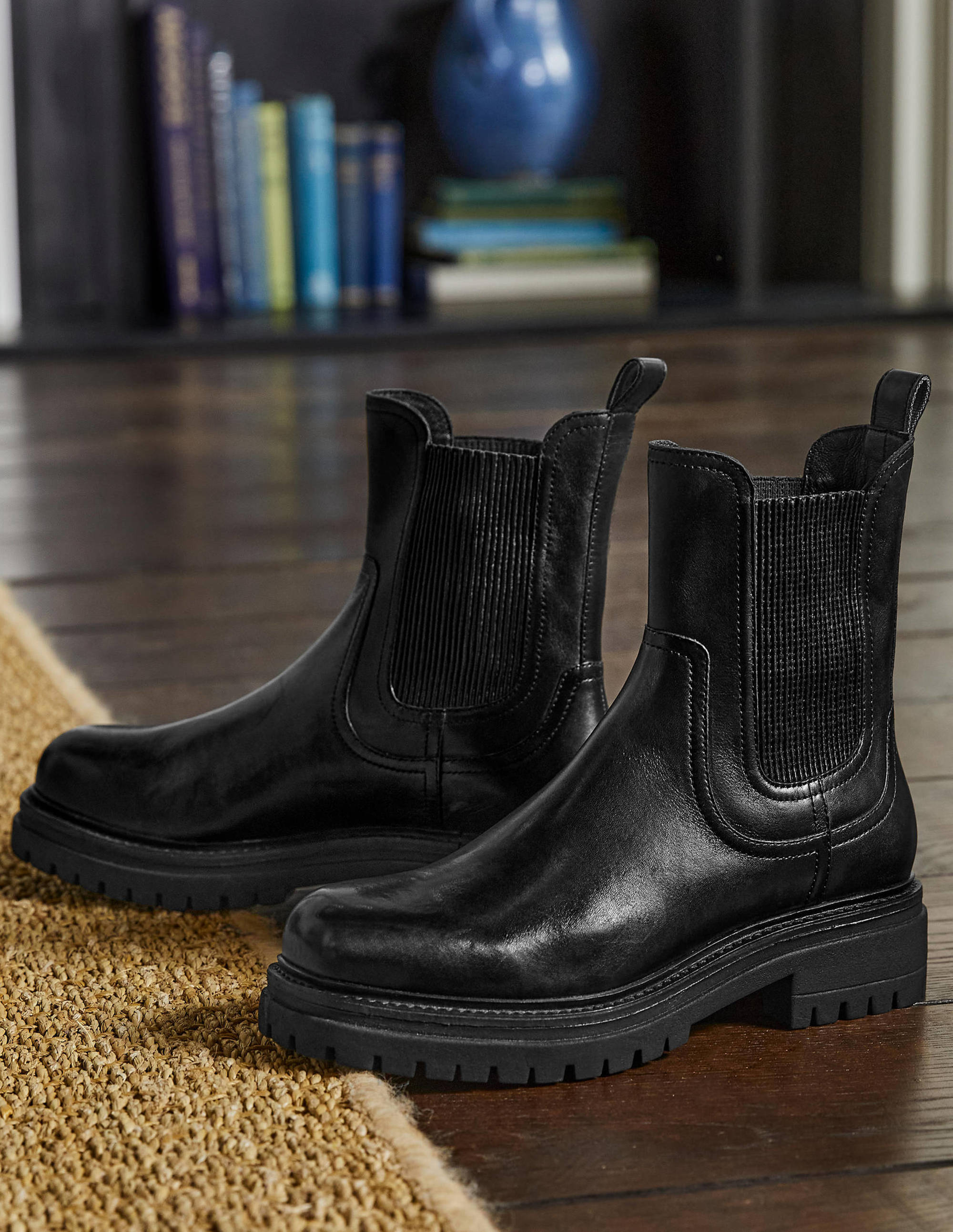 Chunky Chelsea Boots-Black - Image 1
