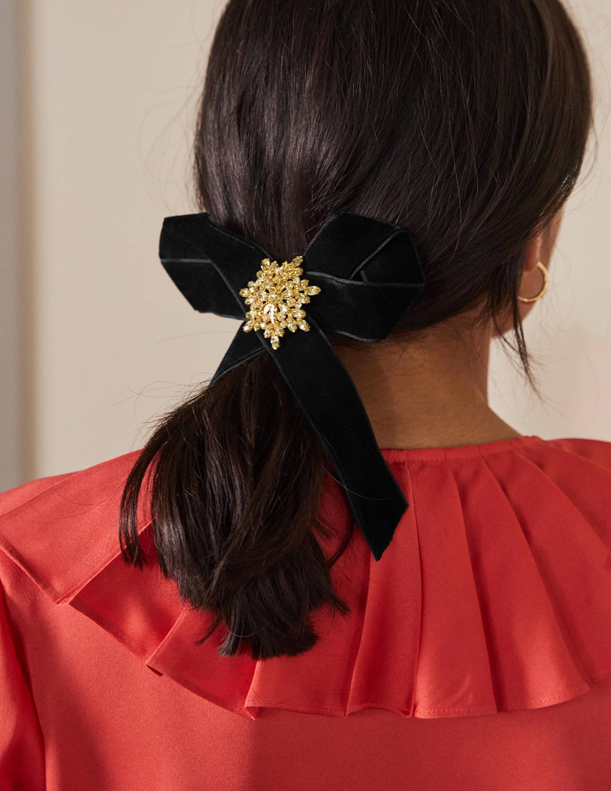 Velvet Bow Hair Clip-Black - Image 1